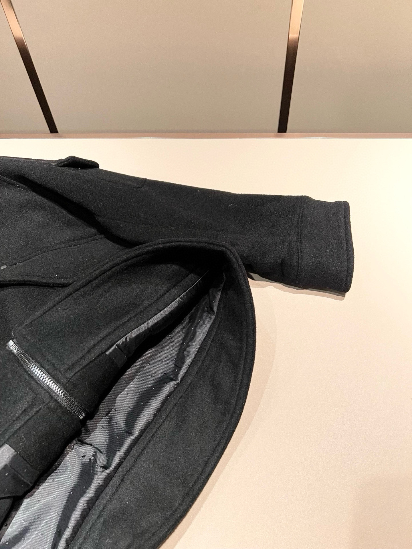 【⚠️🌾退换】PRAD*A普*达 2025秋冬休闲羊毛呢夹克外套，最新时尚休闲西服套装，贸易公司渠道稀出