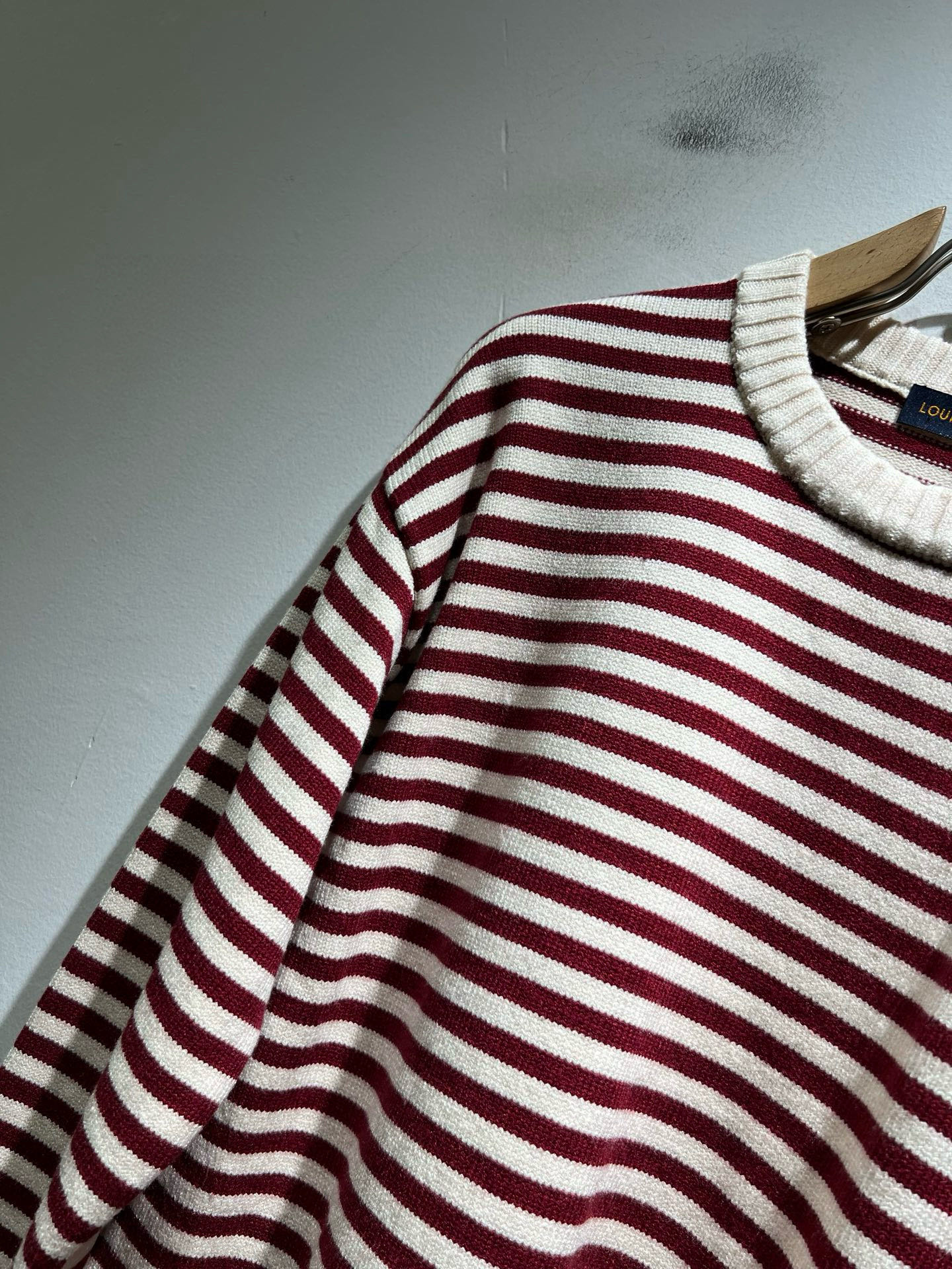 【⚠️🌾退换】LouisVuitt*路易*登⚠️节日款系列！♥️2025秋冬新款条纹针织羊毛衫，🎄🎄🎄 