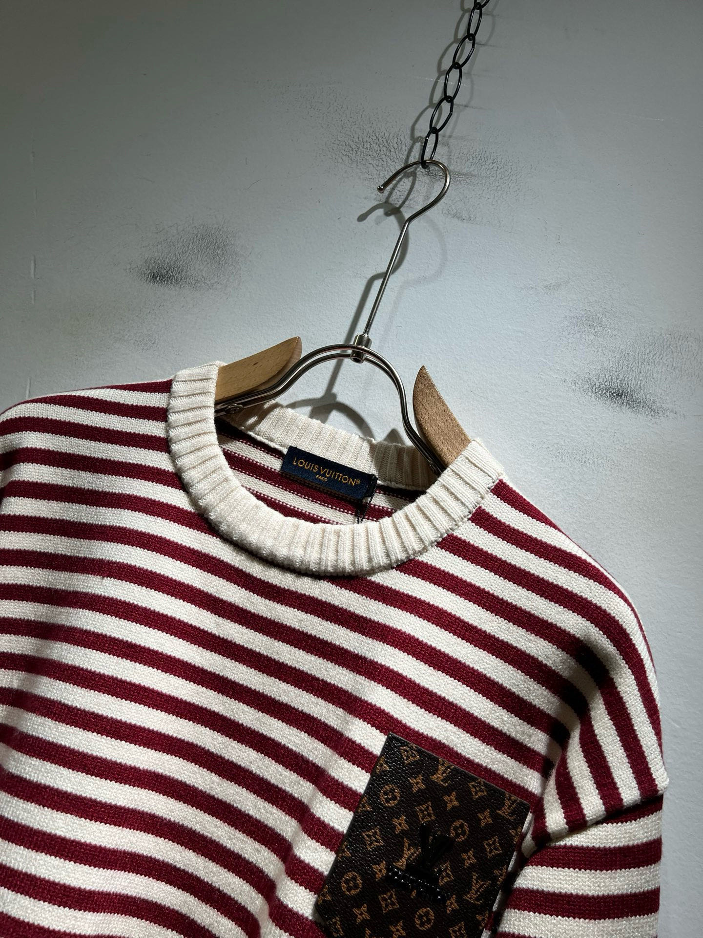 【⚠️🌾退换】LouisVuitt*路易*登⚠️节日款系列！♥️2025秋冬新款条纹针织羊毛衫，🎄🎄🎄 