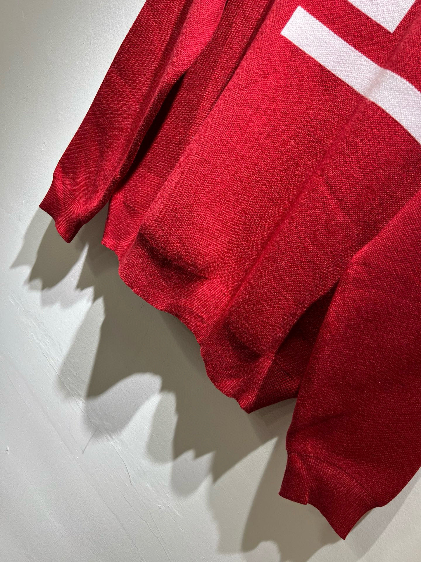 【⚠️🌾退换】Alo ⚠️节日款系列！♥️2025秋冬新款针织羊毛衫，🎄🎄🎄 ⚠️圣诞红今年的专柜新品，