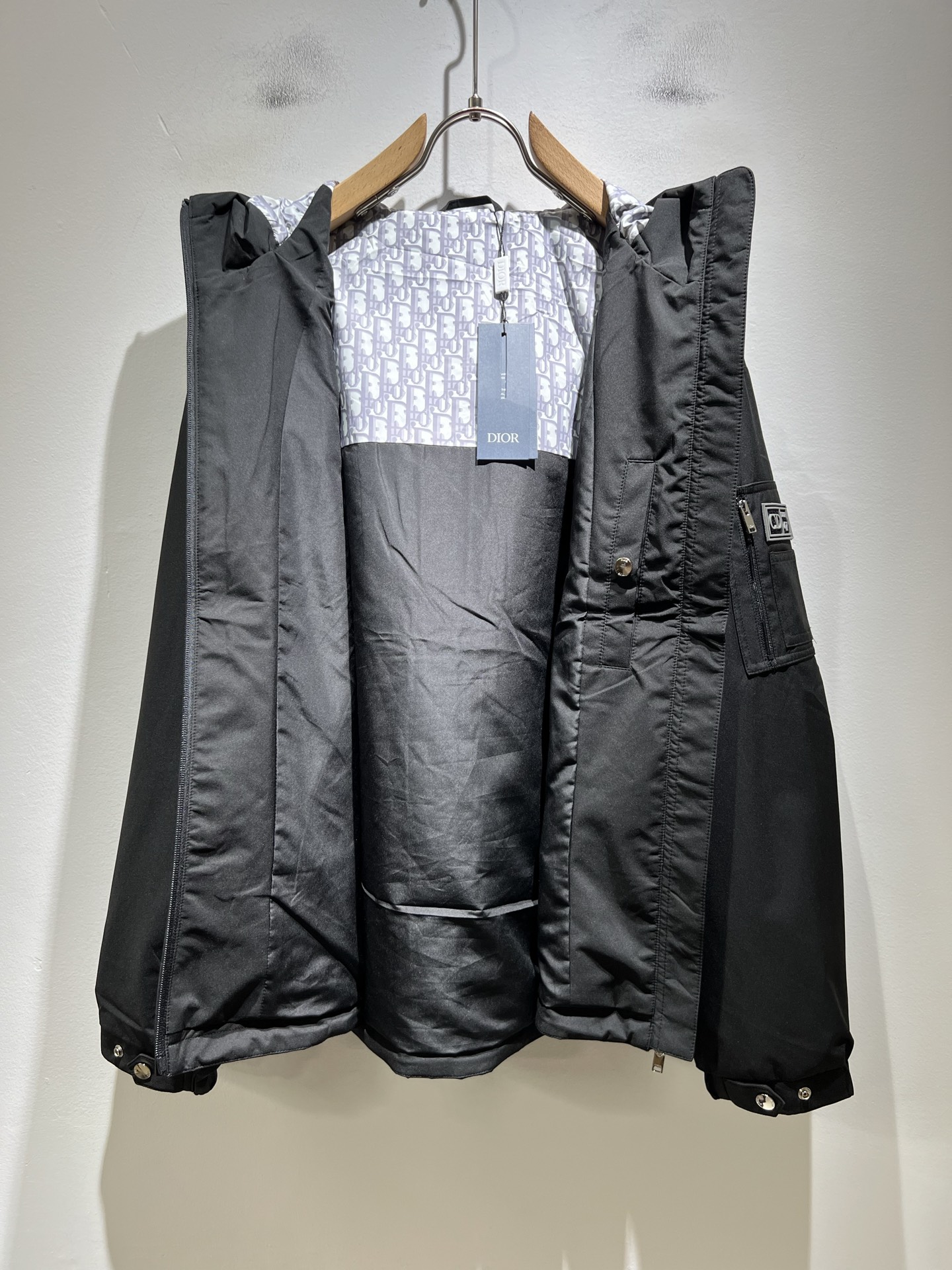 【⚠️🌾退换】 Dio*r迪*奥2025秋冬新品男女同款👫休闲夹克外套，贸易公司渠道稀出，同步官网发售，