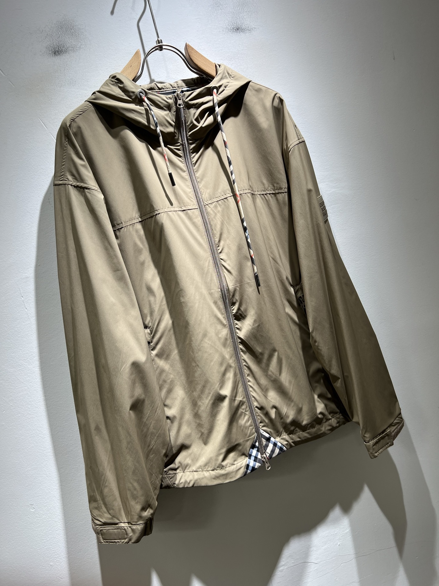 【⚠️🌾退换】BURBER*Y巴*莉2025秋冬新品马甲夹克外套重磅来袭，最近比较火热的环保聚酯纤维面料