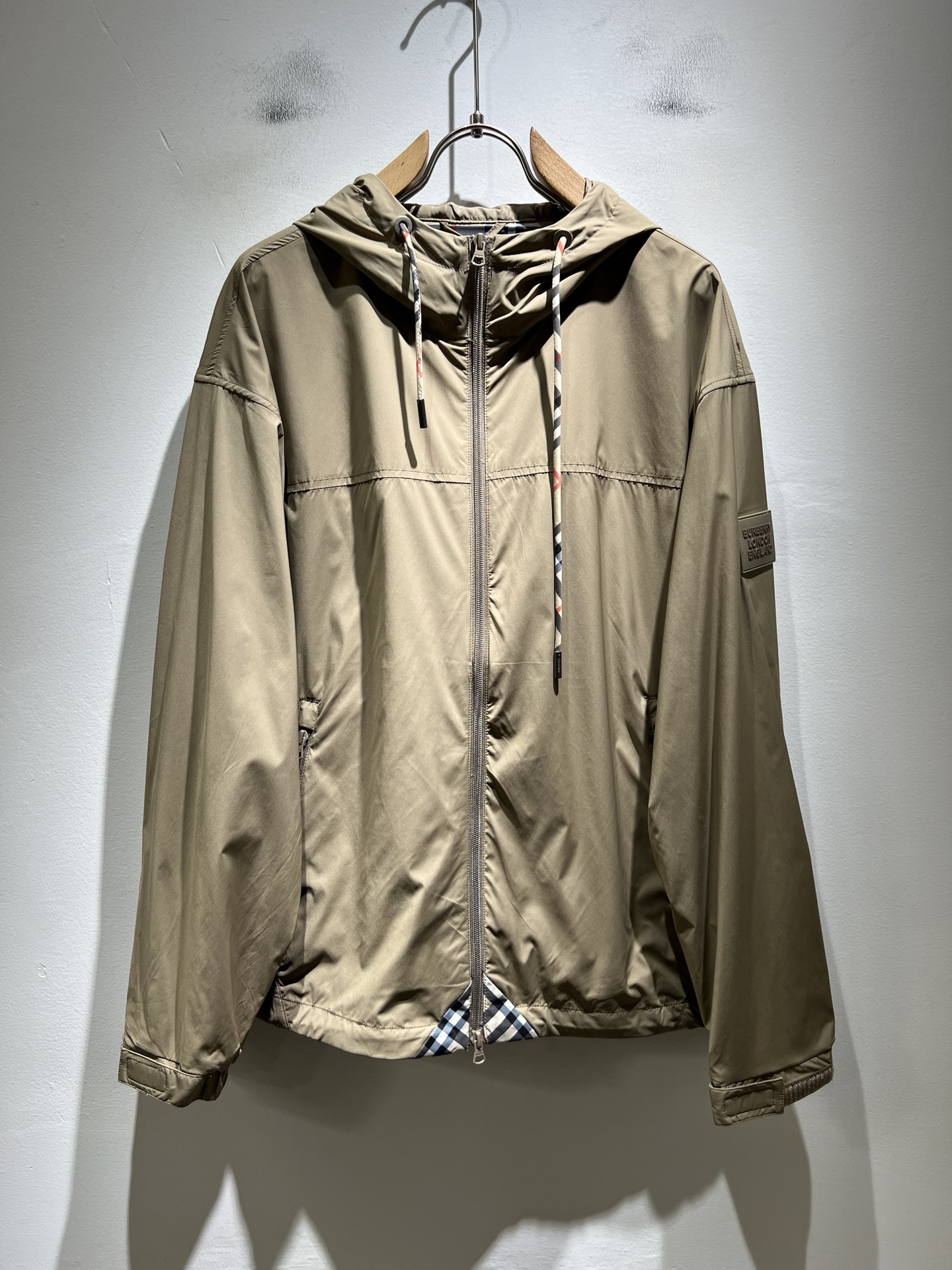 【⚠️🌾退换】BURBER*Y巴*莉2025秋冬新品马甲夹克外套重磅来袭，最近比较火热的环保聚酯纤维面料