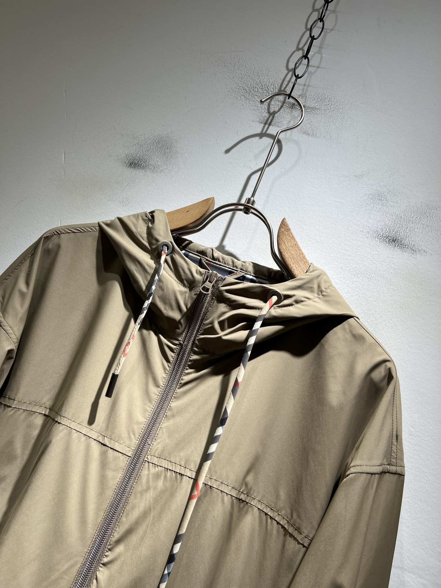 【⚠️🌾退换】BURBER*Y巴*莉2025秋冬新品马甲夹克外套重磅来袭，最近比较火热的环保聚酯纤维面料