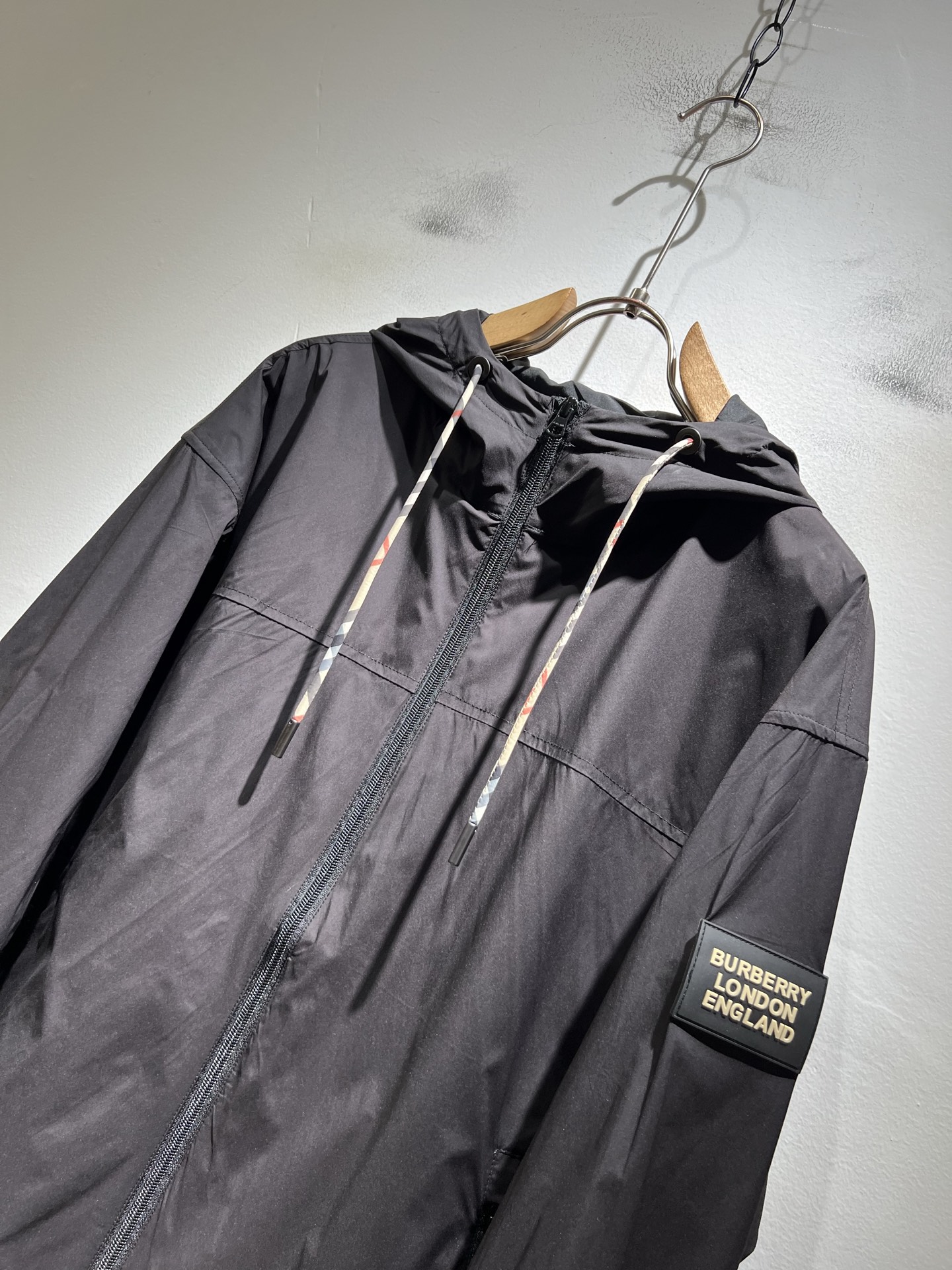 【⚠️🌾退换】BURBER*Y巴*莉2025秋冬新品马甲夹克外套重磅来袭，最近比较火热的环保聚酯纤维面料