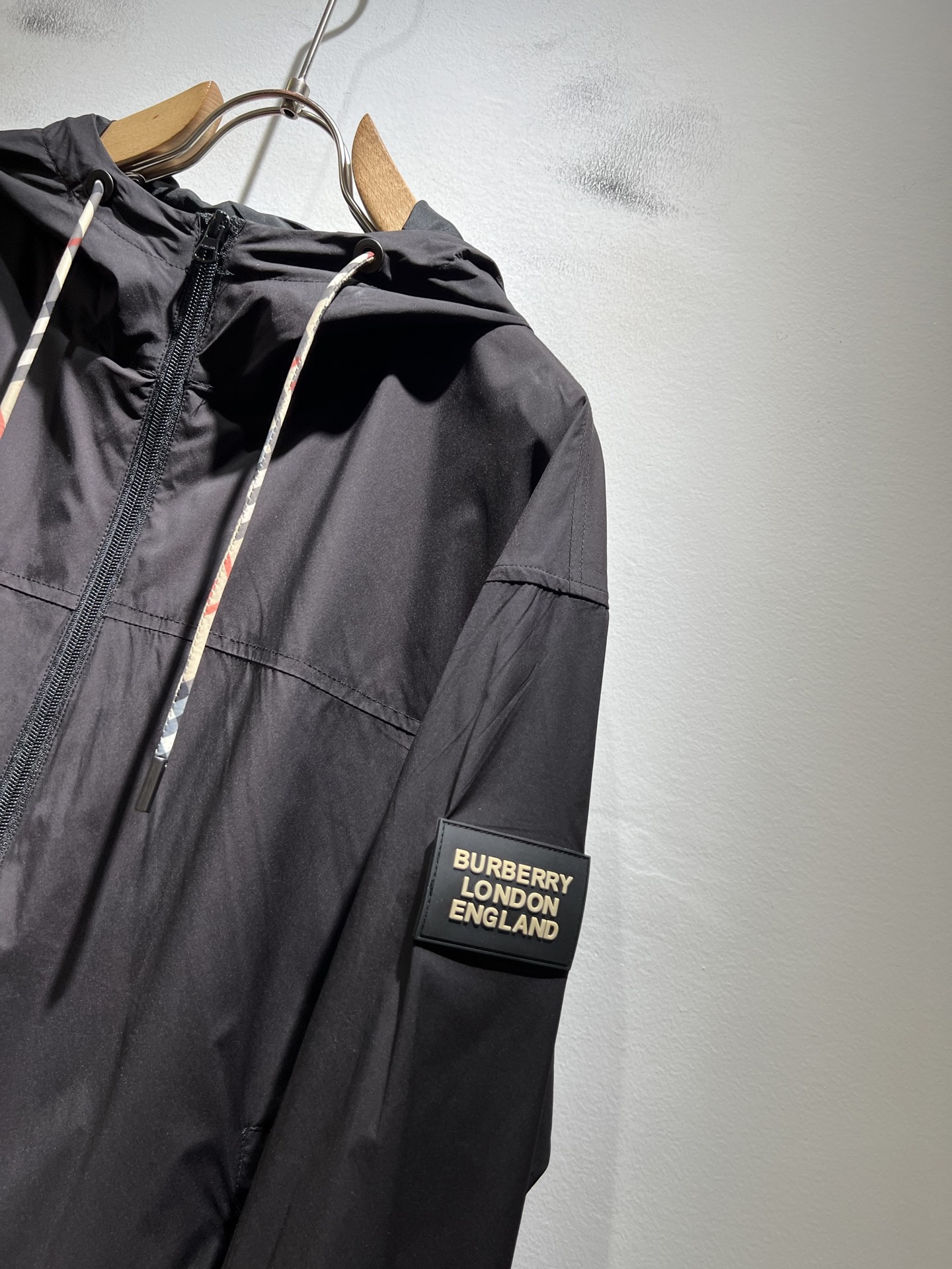 【⚠️🌾退换】BURBER*Y巴*莉2025秋冬新品马甲夹克外套重磅来袭，最近比较火热的环保聚酯纤维面料