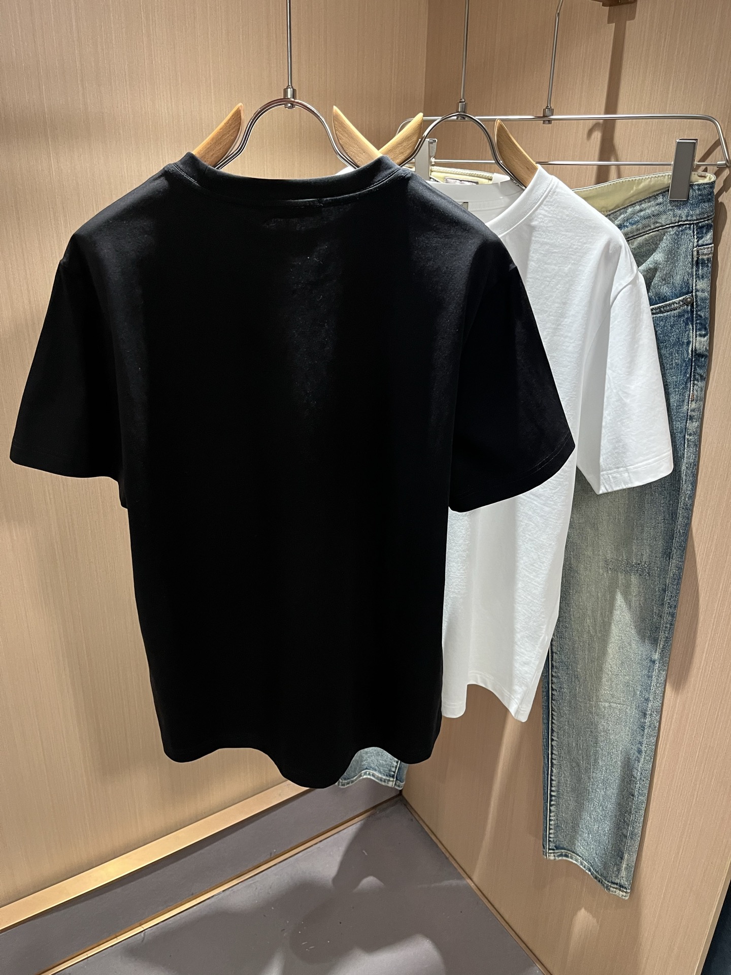 BURBER*Y巴*莉2026春夏新品短袖T恤，重磅来袭，最近比较火热的环保纯棉面料制作而成，高端户外运