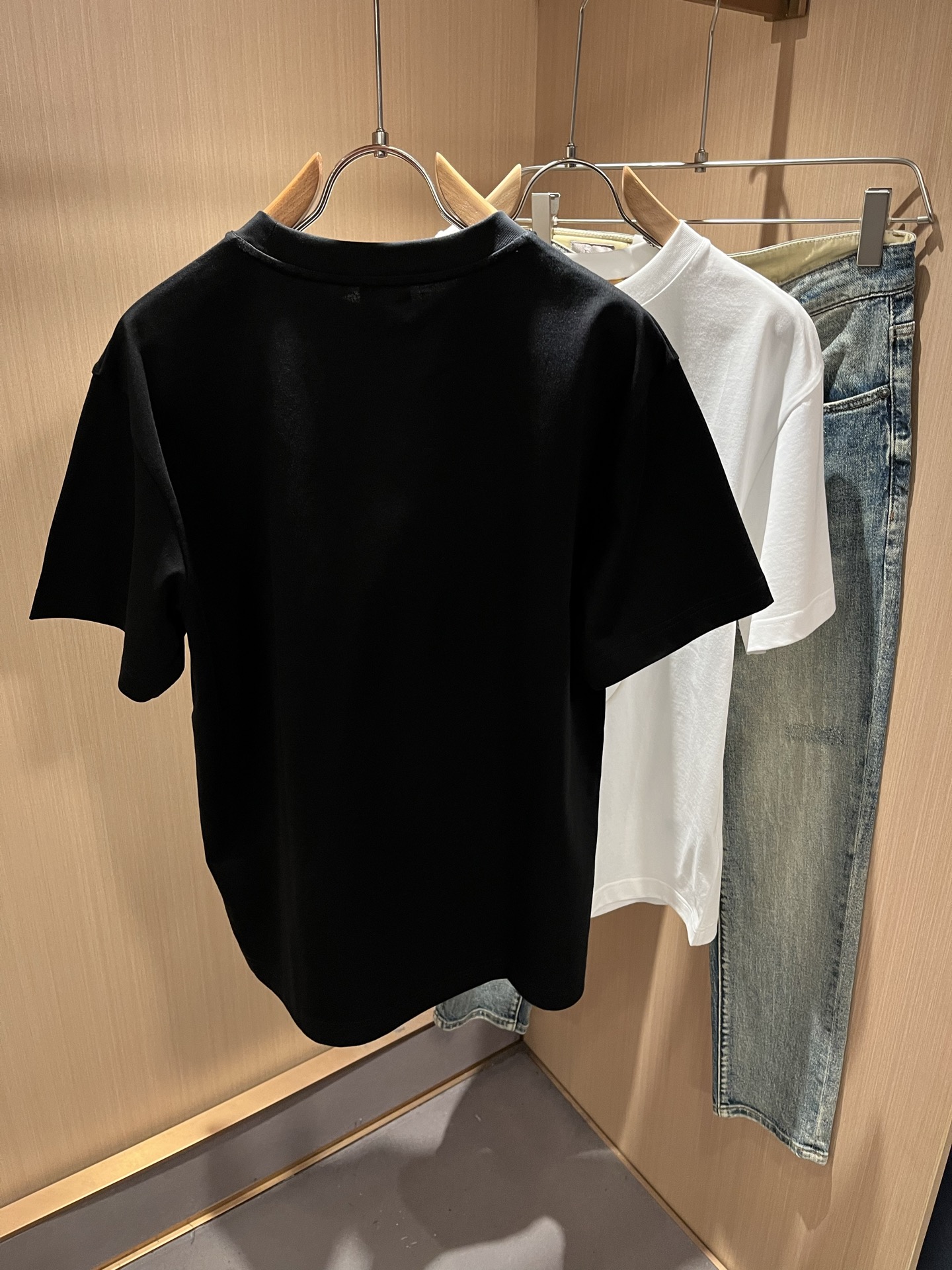 BURBER*Y巴*莉2026春夏新品短袖T恤，重磅来袭，最近比较火热的环保纯棉面料制作而成，高端户外运