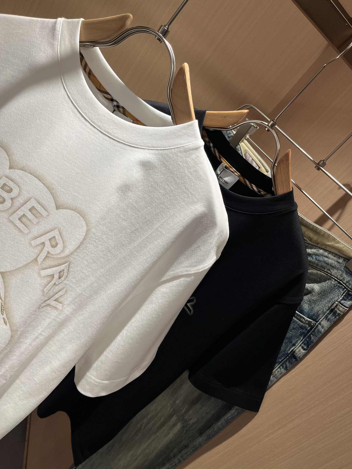 BURBER*Y巴*莉2026春夏新品短袖T恤，重磅来袭，最近比较火热的环保纯棉面料制作而成，高端户外运