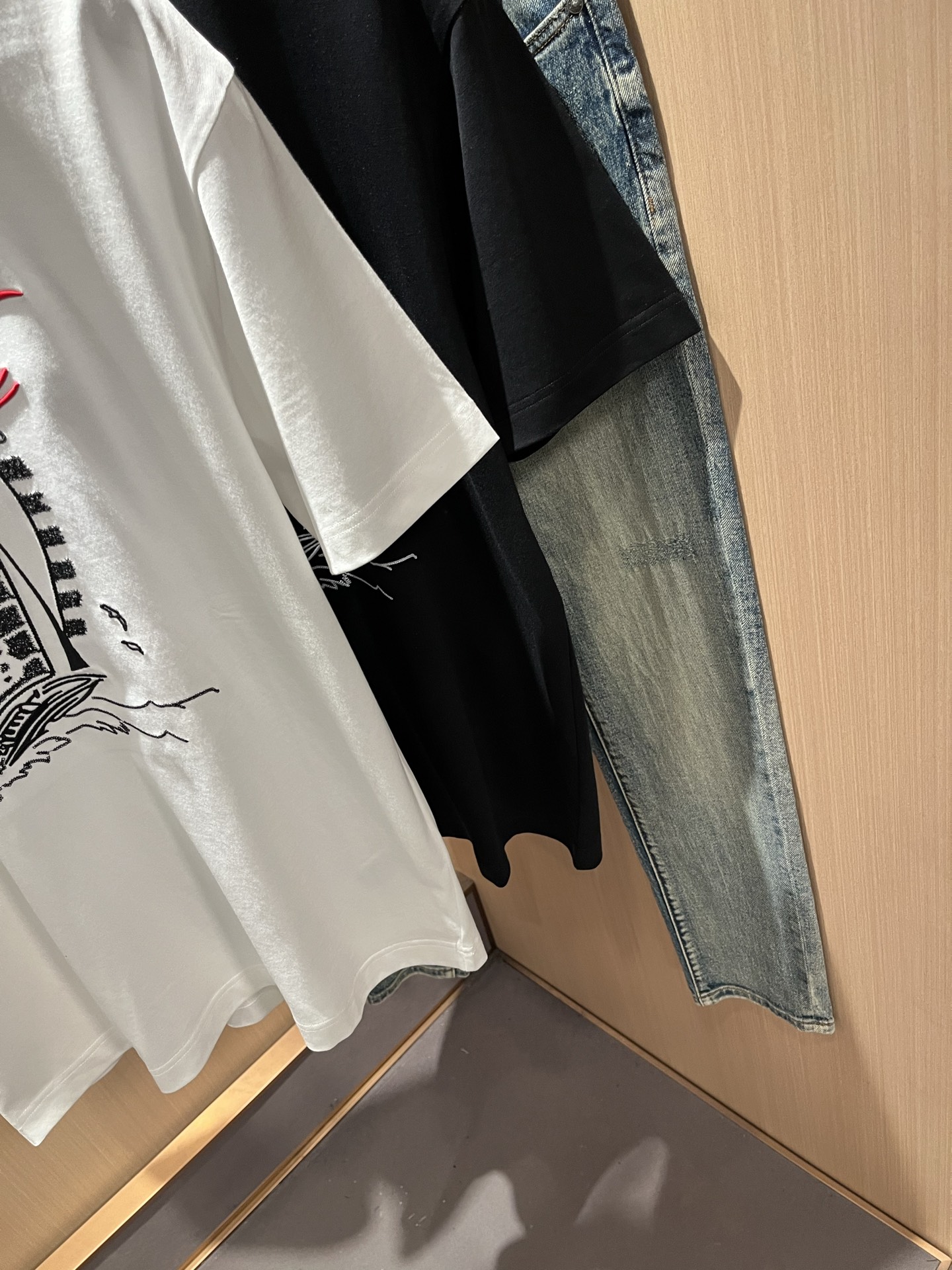 BURBER*Y巴*莉2026春夏新品短袖T恤，重磅来袭，最近比较火热的环保纯棉面料制作而成，高端户外运