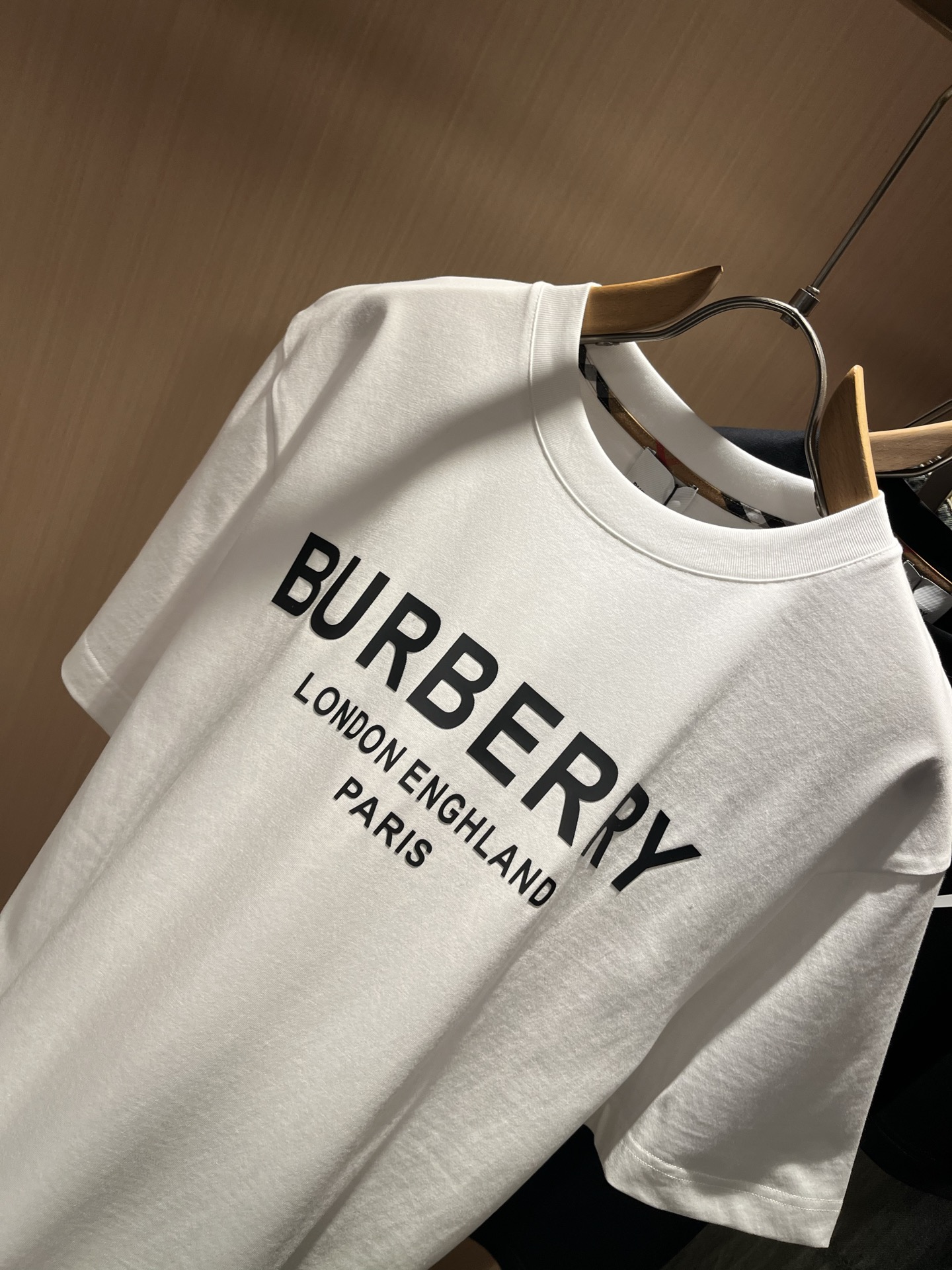 BURBER*Y巴*莉2026春夏新品短袖T恤，重磅来袭，最近比较火热的环保纯棉面料制作而成，高端户外运