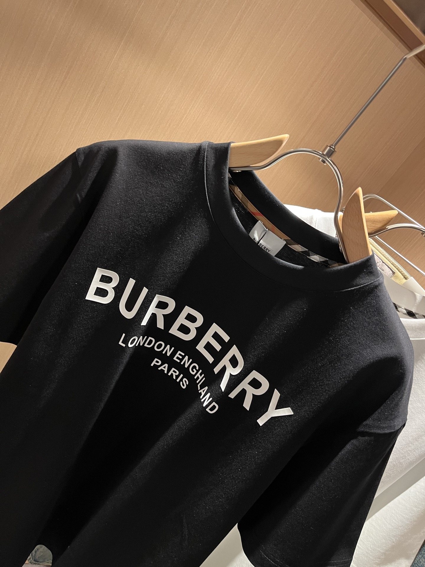 BURBER*Y巴*莉2026春夏新品短袖T恤，重磅来袭，最近比较火热的环保纯棉面料制作而成，高端户外运