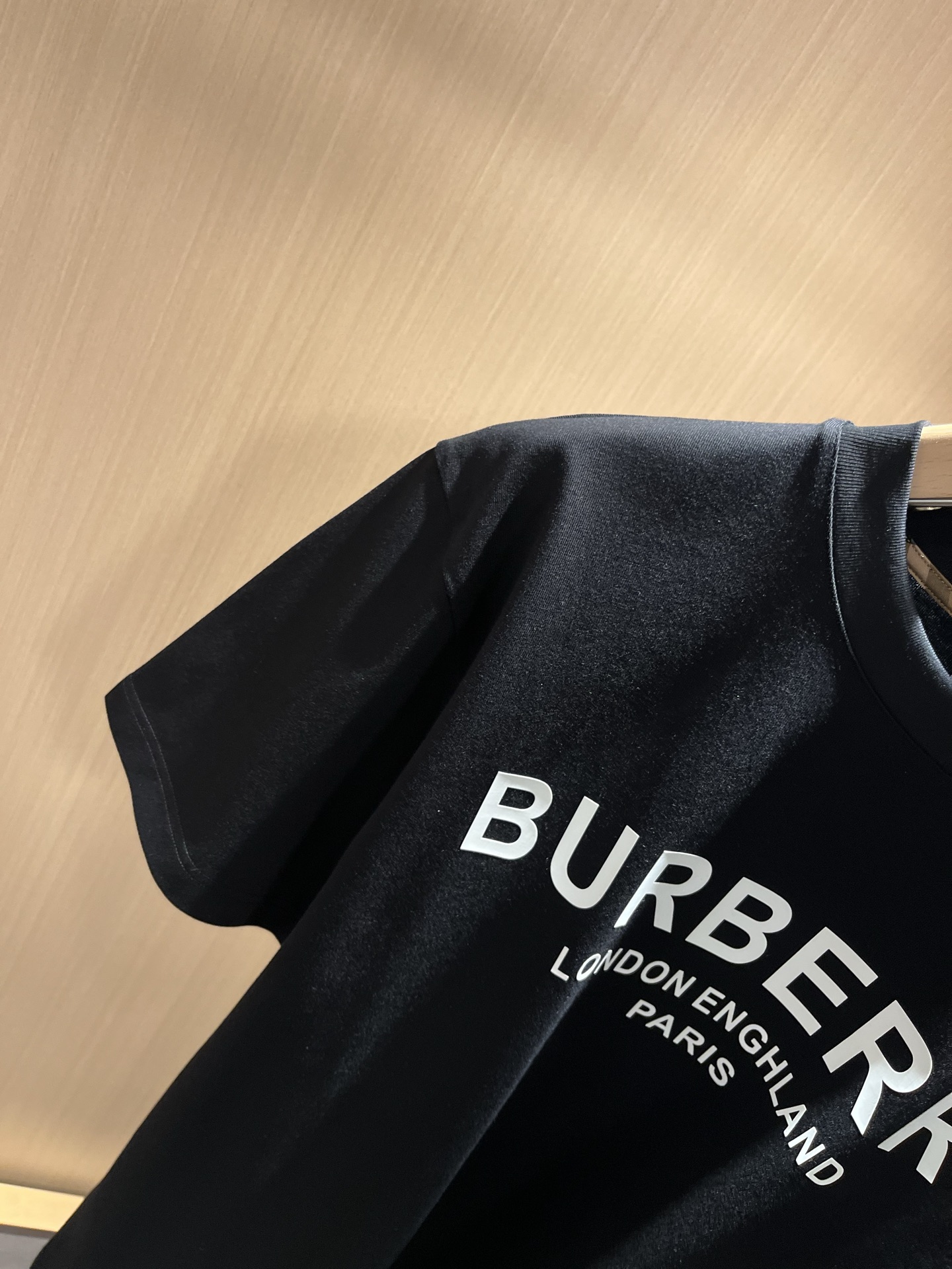 BURBER*Y巴*莉2026春夏新品短袖T恤，重磅来袭，最近比较火热的环保纯棉面料制作而成，高端户外运