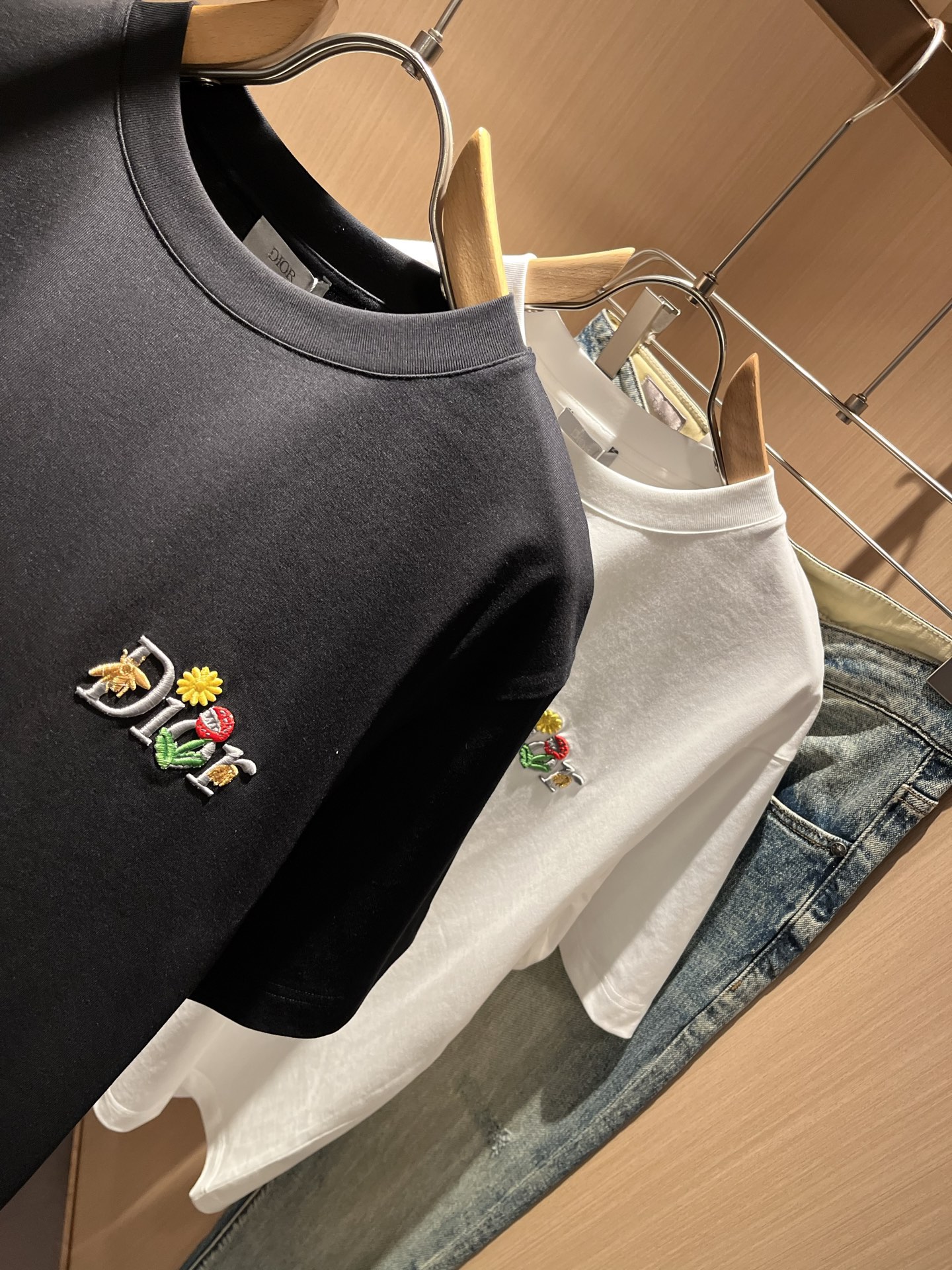 Dio*迪家 2026春夏新款男女同款👫短袖T恤，专柜同步发售！定制专属260克纯棉面料，定制原版工艺螺