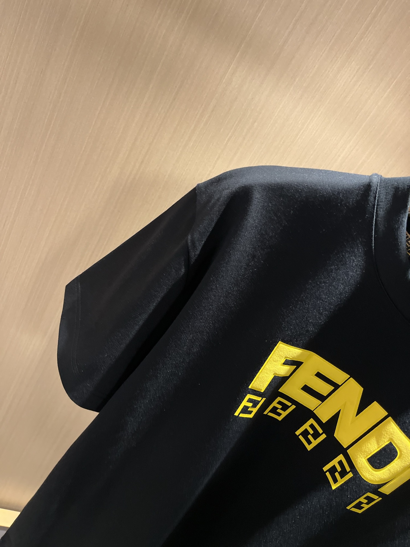 FEN*I 芬*迪2026春夏新款FD家族FF男女同款👫短袖T恤，男女同款👫百搭极简短袖。意大利原厂订单