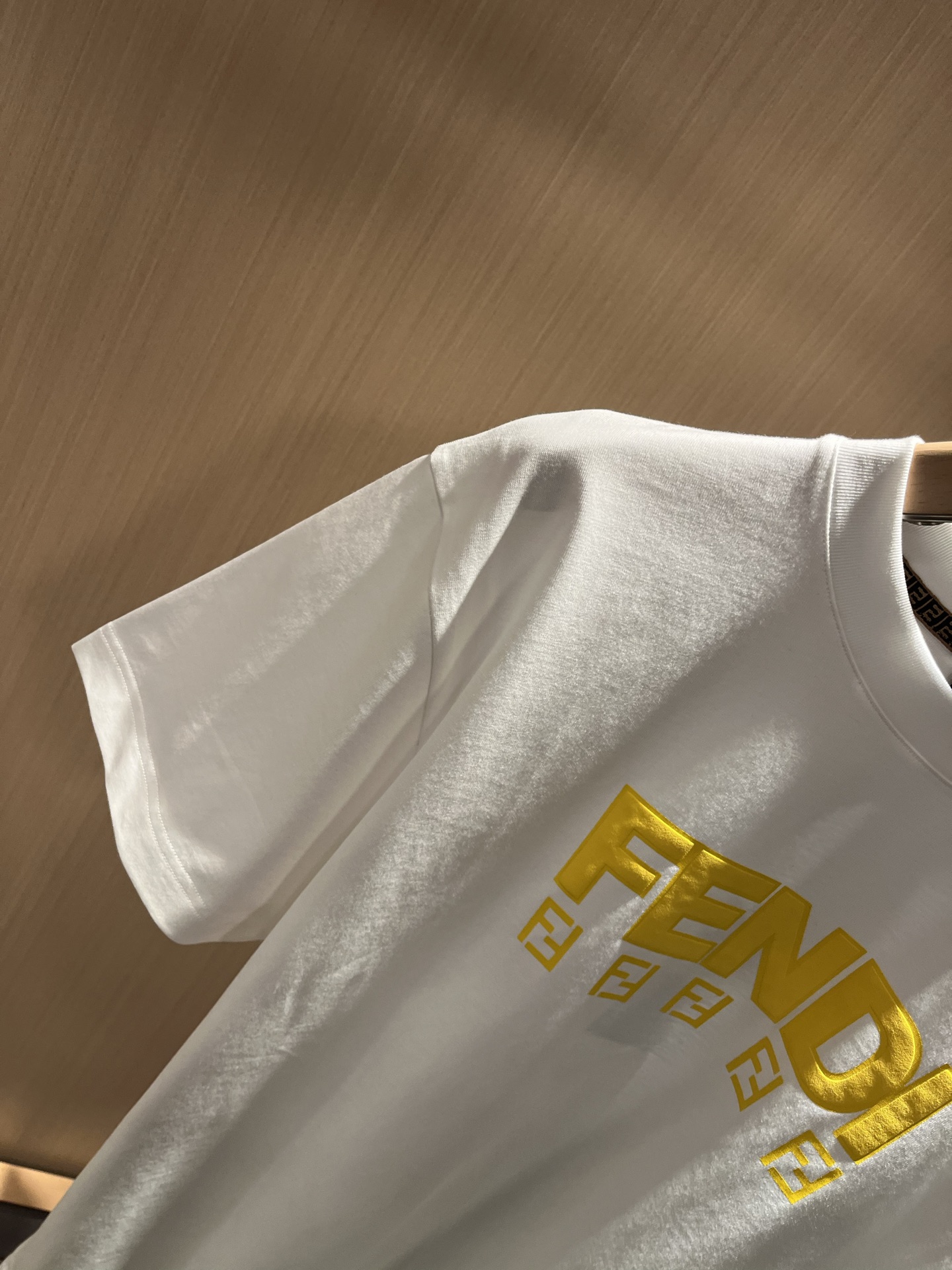 FEN*I 芬*迪2026春夏新款FD家族FF男女同款👫短袖T恤，男女同款👫百搭极简短袖。意大利原厂订单