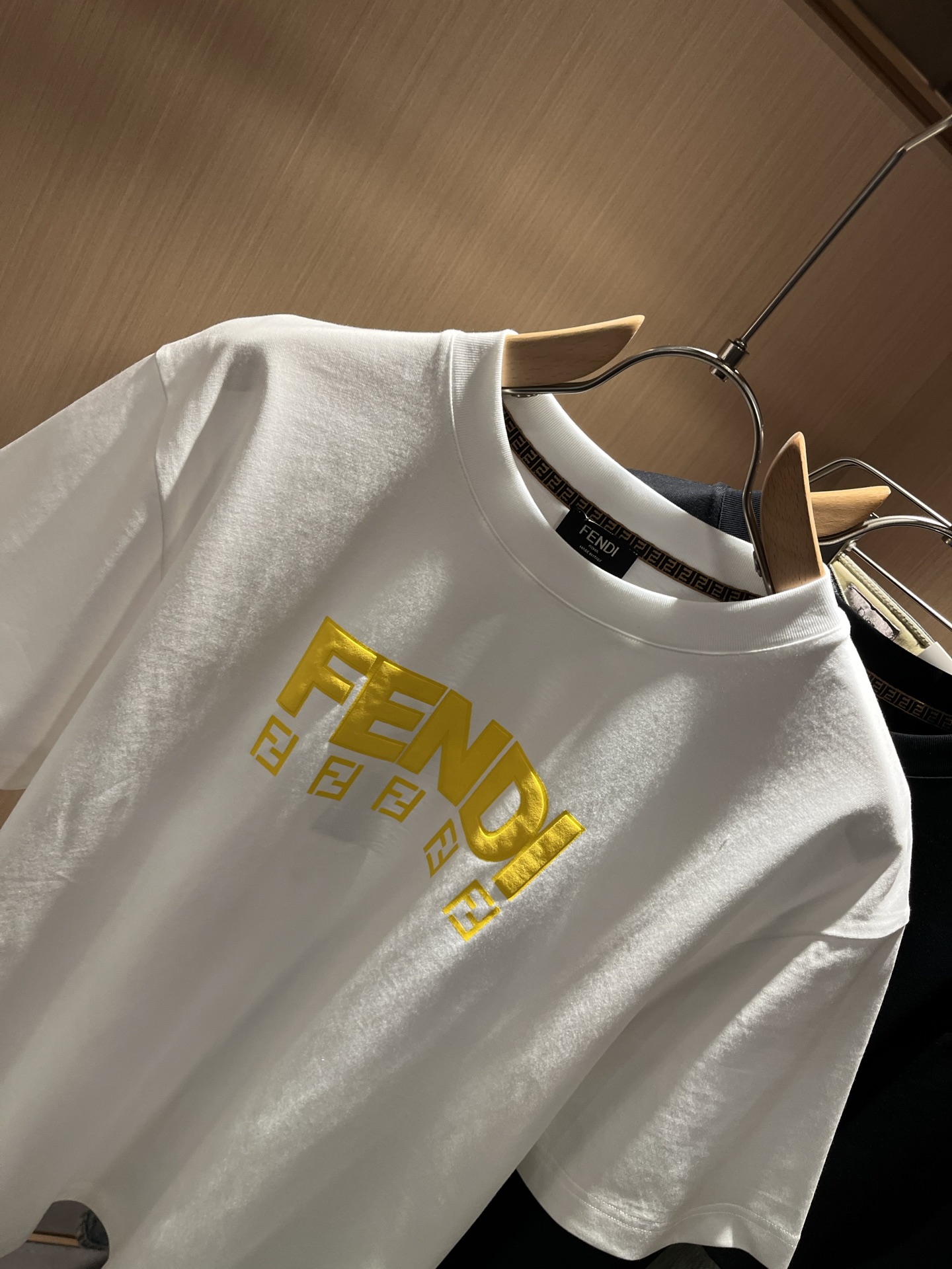 FEN*I 芬*迪2026春夏新款FD家族FF男女同款👫短袖T恤，男女同款👫百搭极简短袖。意大利原厂订单