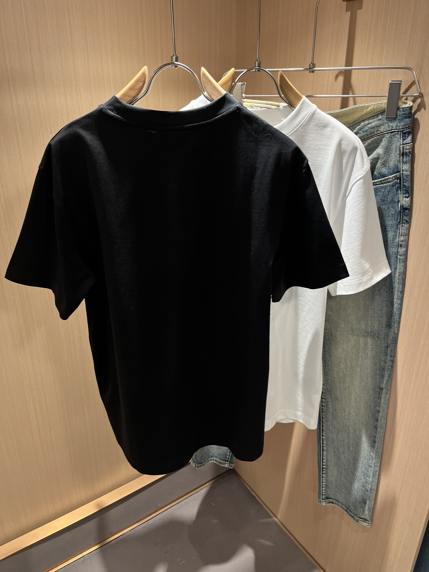 Dio*迪家 2026春夏新款男女同款👫短袖T恤，专柜同步发售！定制专属260克纯棉面料，定制原版工艺螺