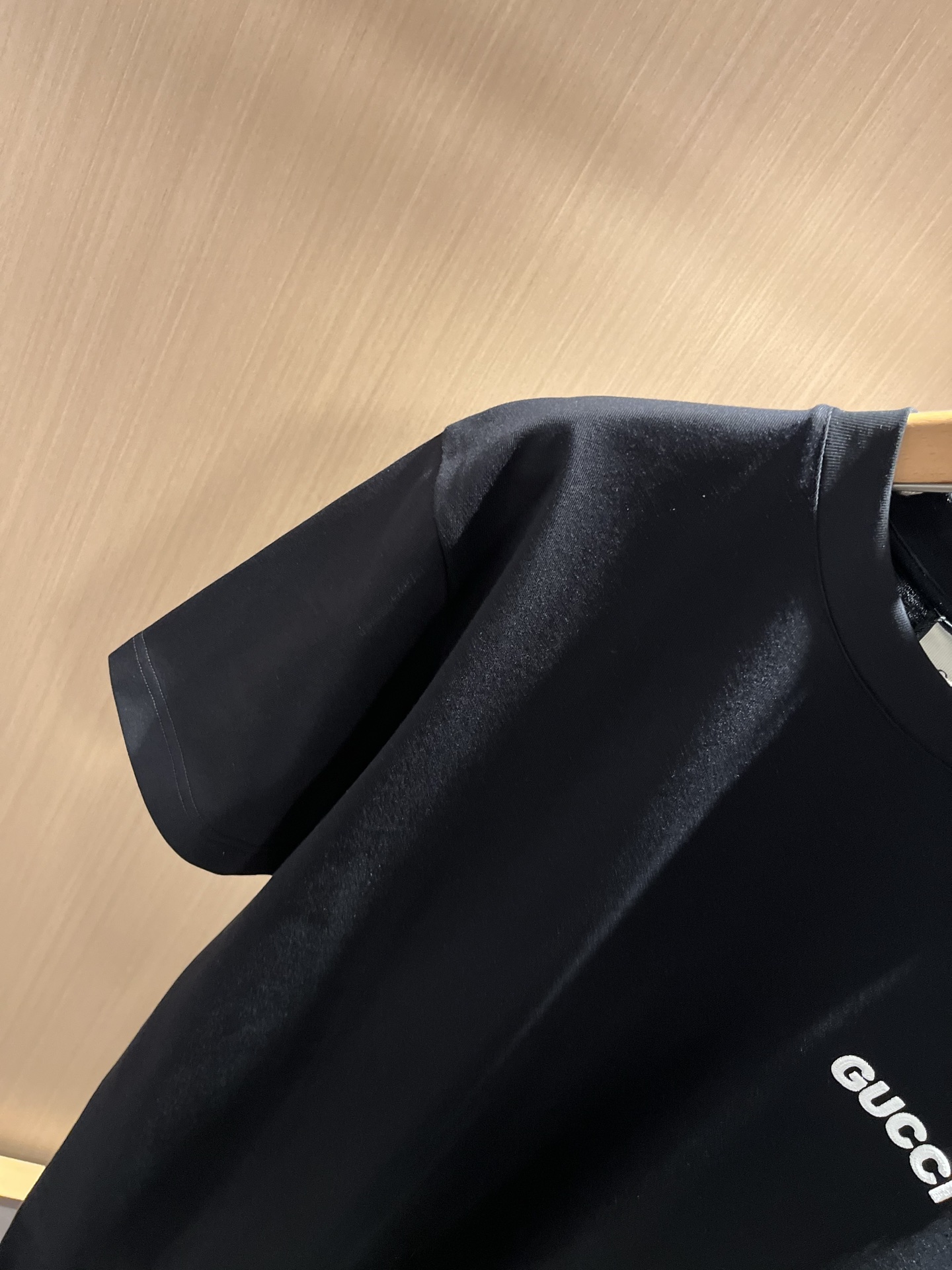 Gucc*古家 2026春夏新款男女同情侣款👫休闲宽松棉质圆领短袖T恤衫！贸易公司渠道稀出，同步官网发售