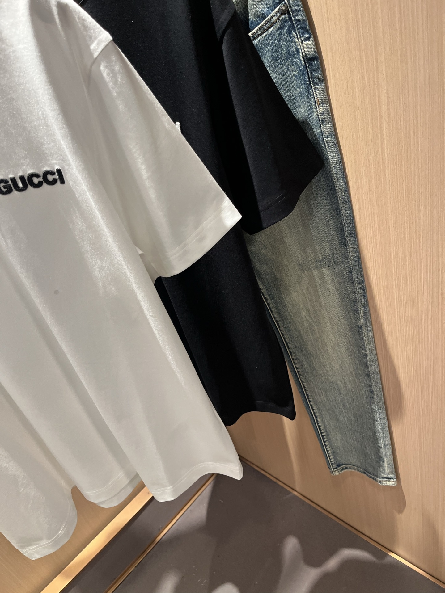 Gucc*古家 2026春夏新款男女同情侣款👫休闲宽松棉质圆领短袖T恤衫！贸易公司渠道稀出，同步官网发售