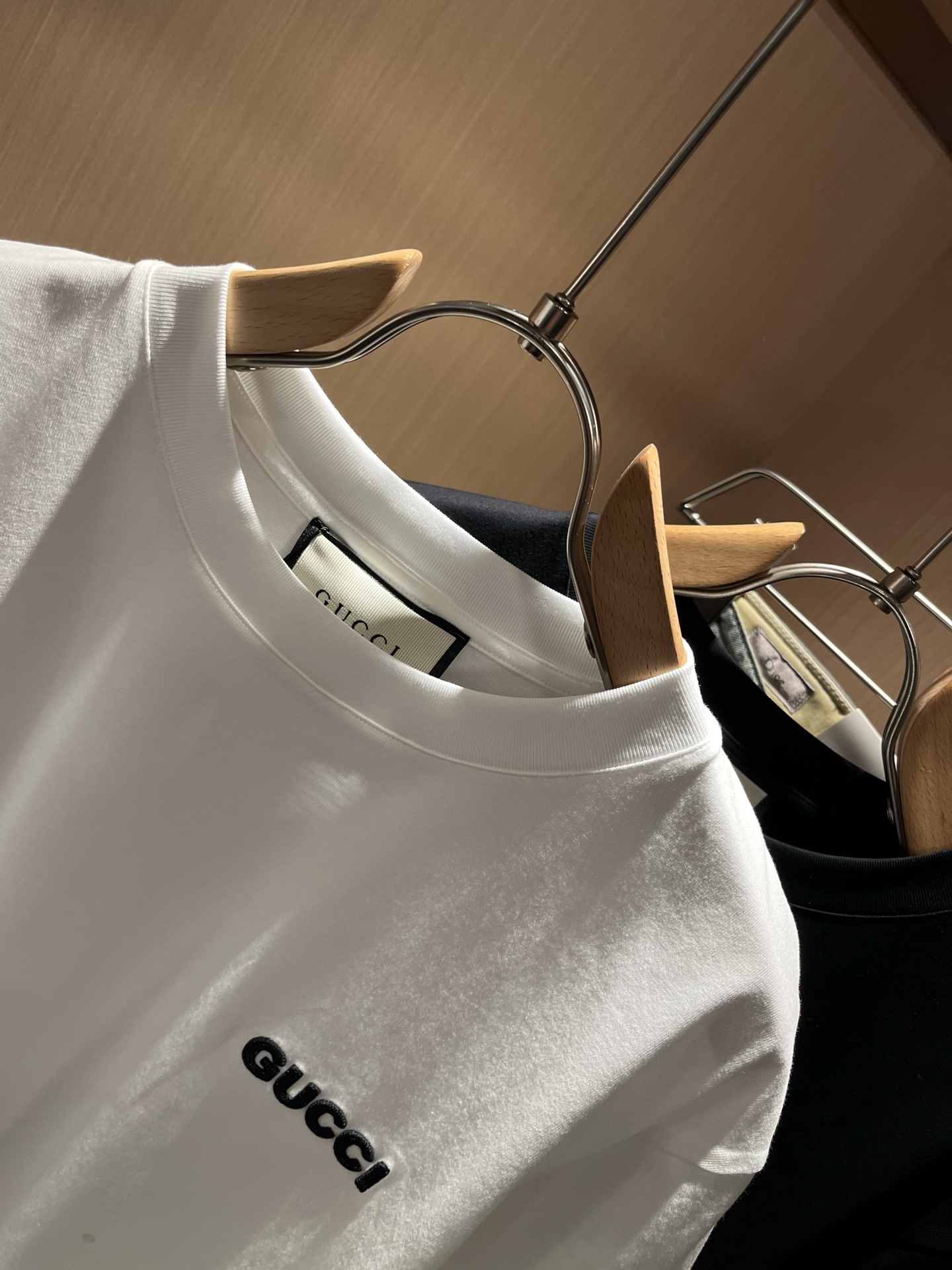 Gucc*古家 2026春夏新款男女同情侣款👫休闲宽松棉质圆领短袖T恤衫！贸易公司渠道稀出，同步官网发售