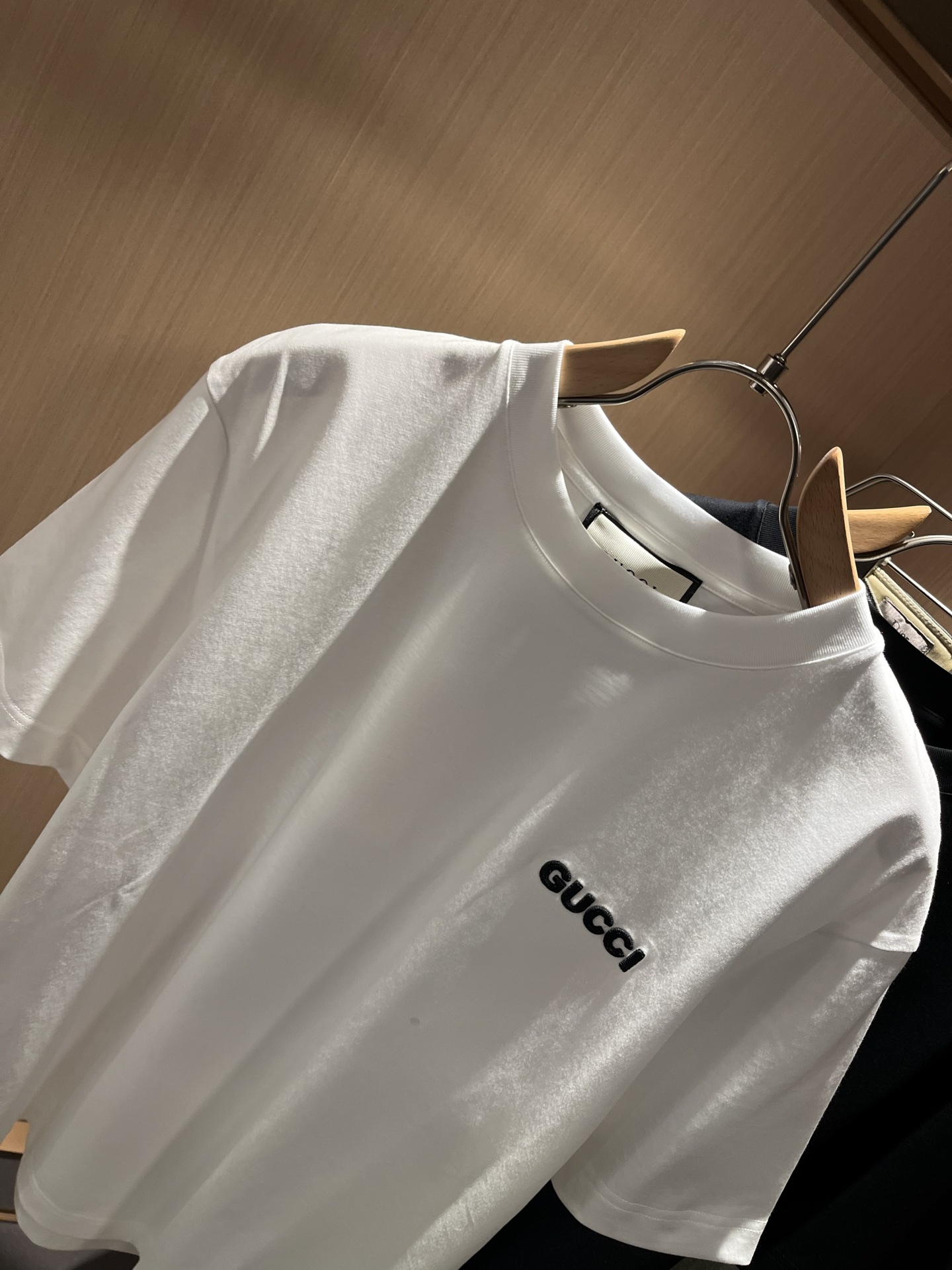 Gucc*古家 2026春夏新款男女同情侣款👫休闲宽松棉质圆领短袖T恤衫！贸易公司渠道稀出，同步官网发售