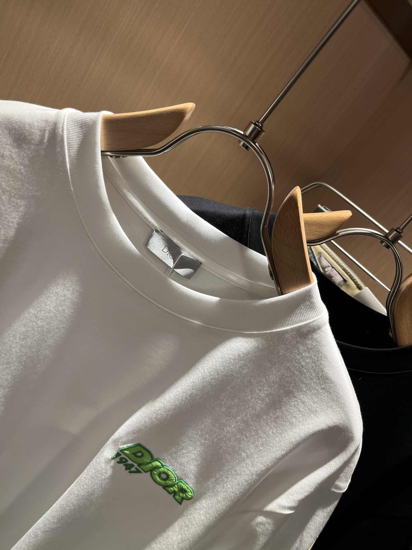 Dio*迪家 2026春夏新款男女同款👫短袖T恤，专柜同步发售！定制专属260克纯棉面料，定制原版工艺螺