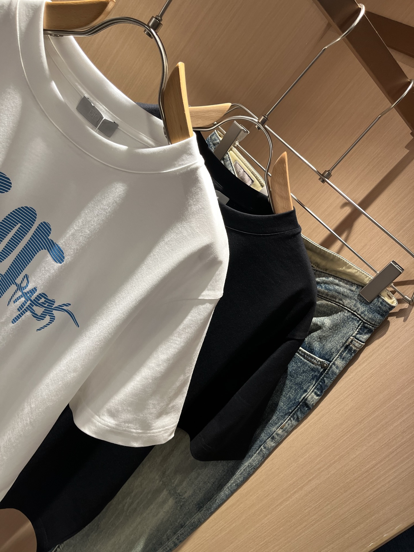 Dio*迪家 2026春夏新款男女同款👫短袖T恤，专柜同步发售！定制专属260克纯棉面料，定制原版工艺螺