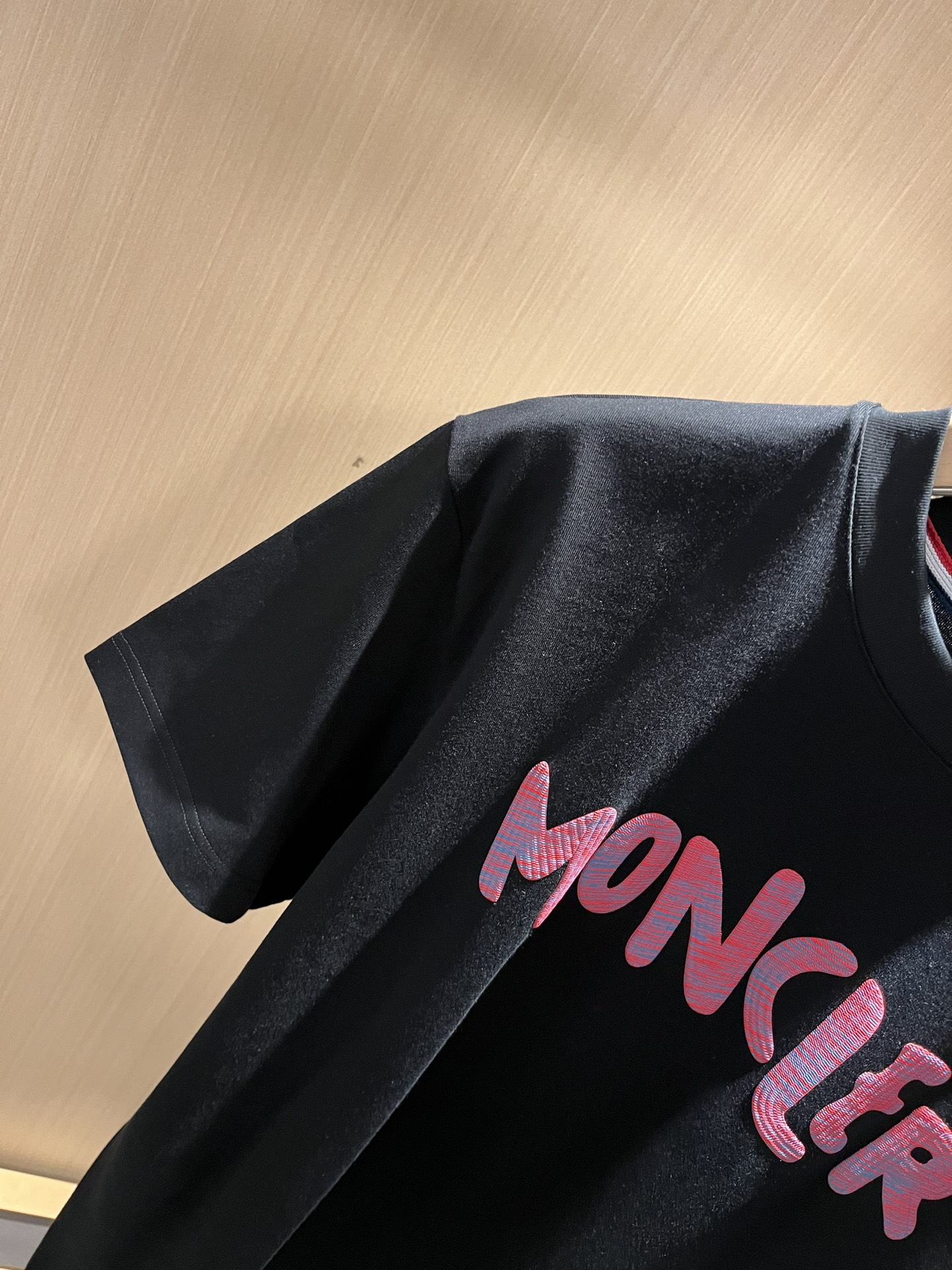 Moncler蒙家 2026春夏最新男女同款👫贸易订单短袖T恤，全品相！！网红款！采用logo图案压胶设