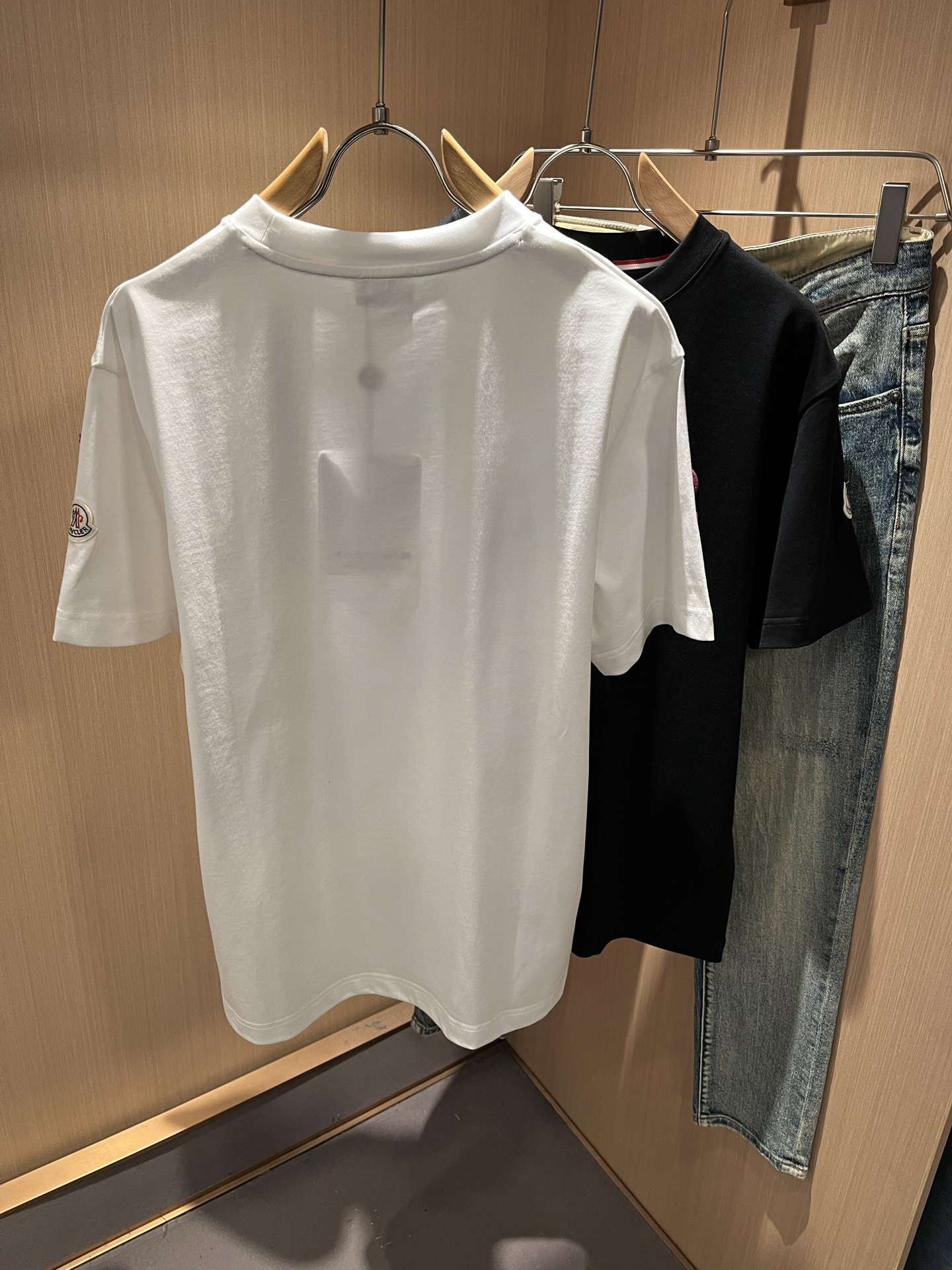 Moncler蒙家 2026春夏最新男女同款👫贸易订单短袖T恤，全品相！！网红款！采用logo图案压胶设