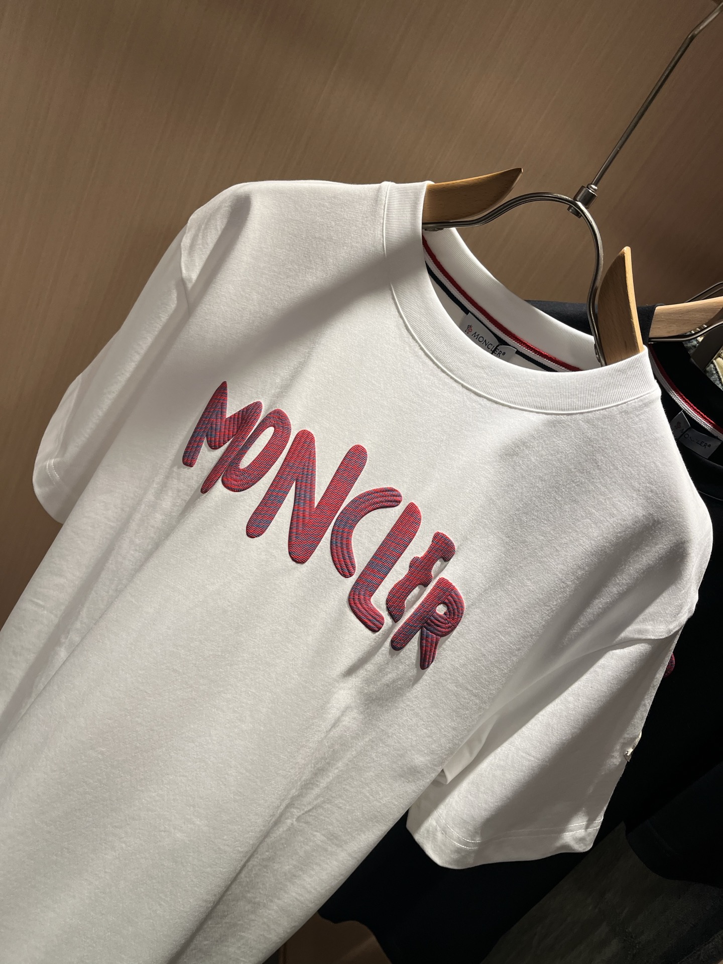 Moncler蒙家 2026春夏最新男女同款👫贸易订单短袖T恤，全品相！！网红款！采用logo图案压胶设