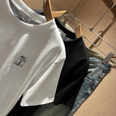 BC-Brunello Cucineli 2026春夏新款男士短袖T恤,众多明星都爱穿的时尚百搭单品!胸 BC-Brunello Cucineli 2026春夏新款男士短袖T恤,众多明星都爱穿的时尚百搭单品!胸
