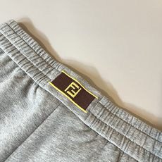 FEN*DI芬*迪 2026春夏新款经典休闲百搭抽绳休闲裤,贸易公司渠道订单,FD百搭休闲裤,大牌中的潮 FEN*DI芬*迪 2026春夏新款经典休闲百搭抽绳休闲裤,贸易公司渠道订单,FD百搭休闲裤,大牌中的潮