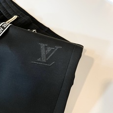 Louls**Vultt*n路易*登 2026春夏新款松紧腰休闲裤 !前后标识logo图案刺绣修饰!采用 Louls**Vultt*n路易*登 2026春夏新款松紧腰休闲裤 !前后标识logo图案刺绣修饰!采用