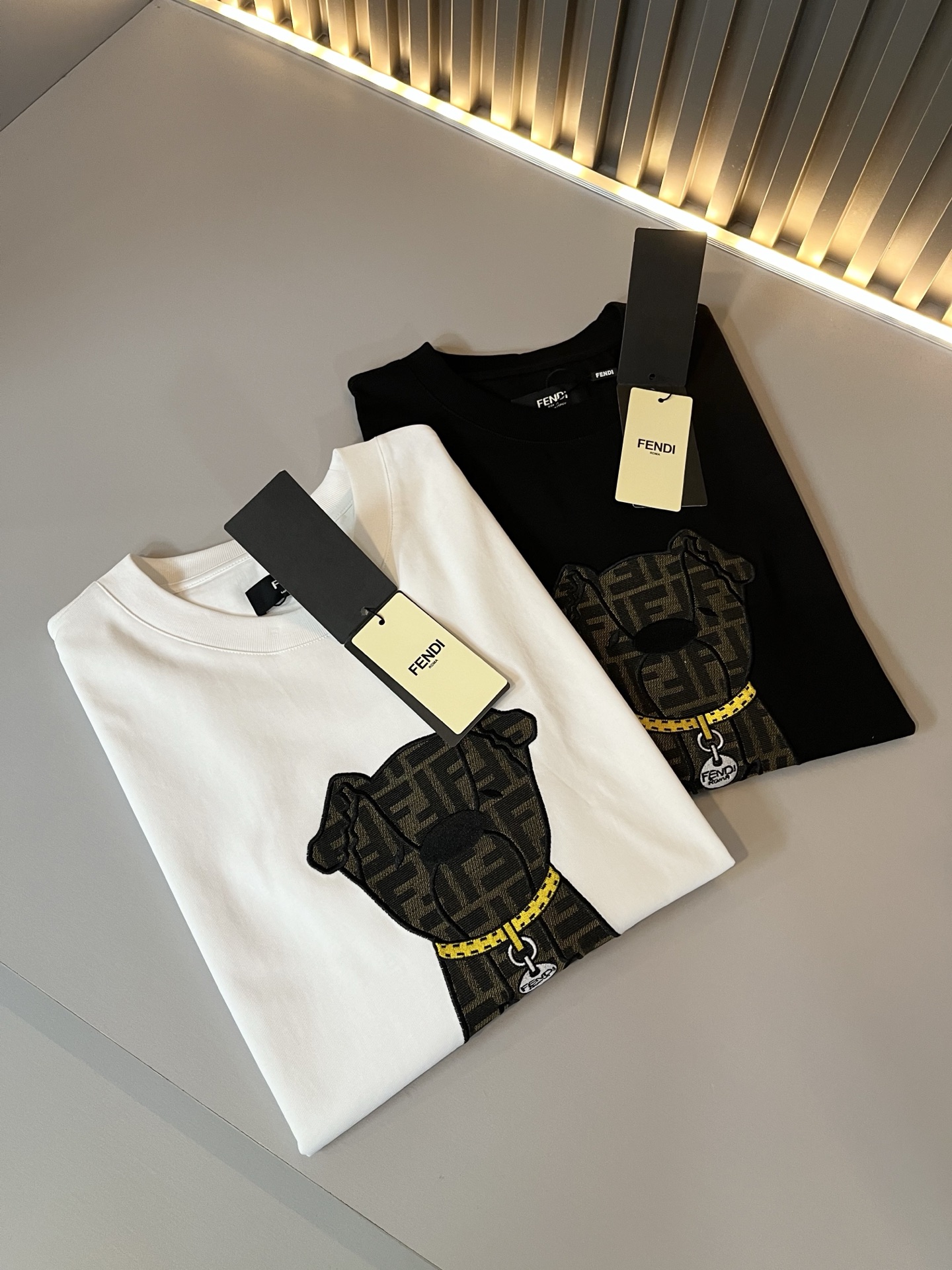 FEN*I 芬*迪2026春夏新款FD家族FF男女同款👫短袖T恤，男女同款👫百搭极简短袖。意大利原厂订单