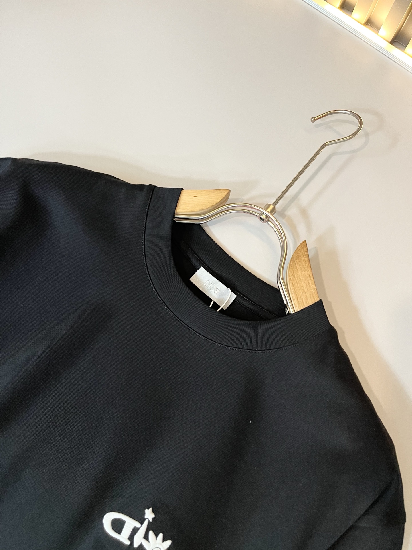 Dio*迪家 2026春夏新款男女同款👫短袖T恤，专柜同步发售！定制专属260克纯棉面料，定制原版工艺螺