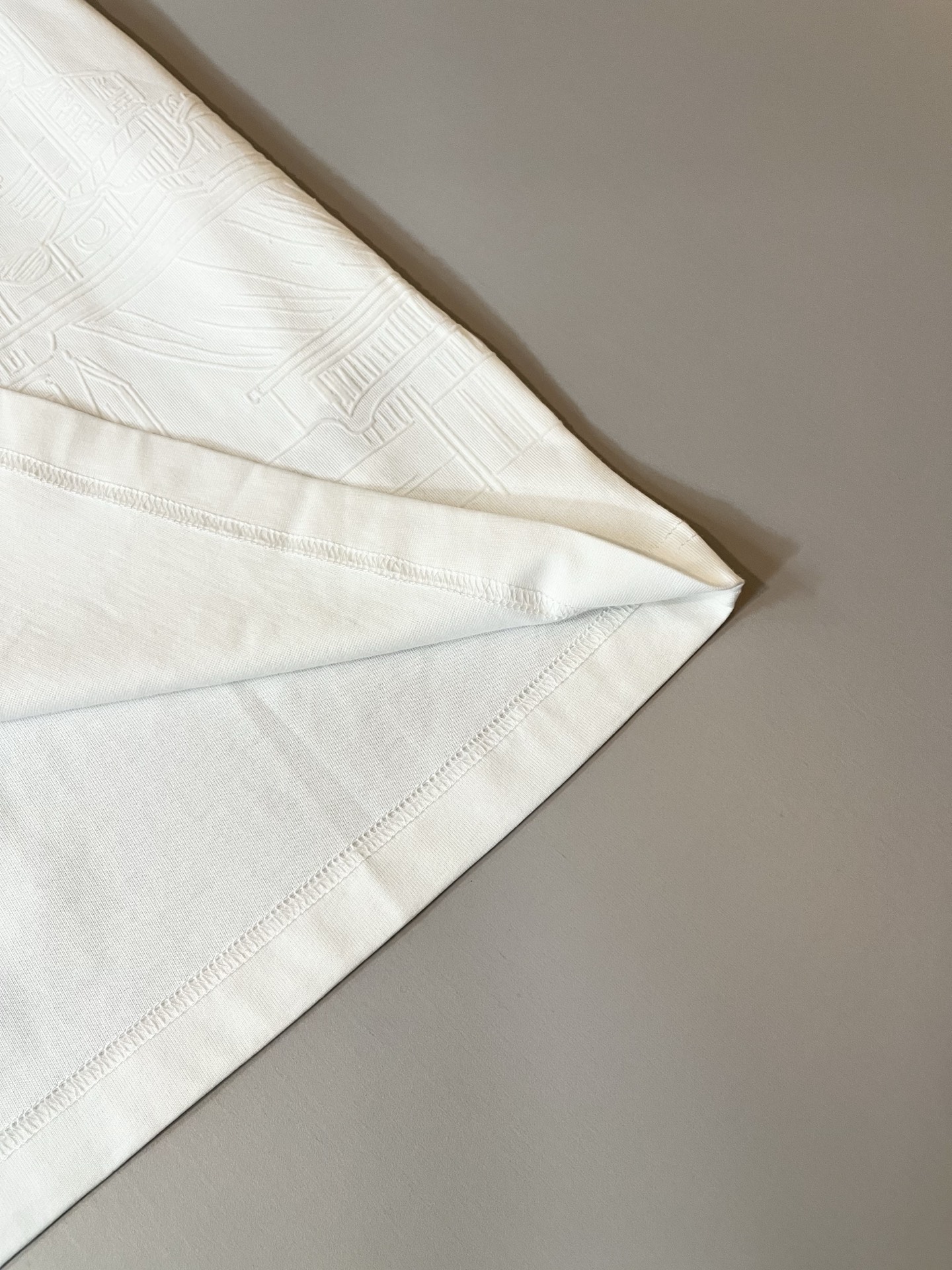 BURBER*Y巴*莉2026春夏新品短袖T恤，重磅来袭，最近比较火热的环保纯棉面料制作而成，高端户外运