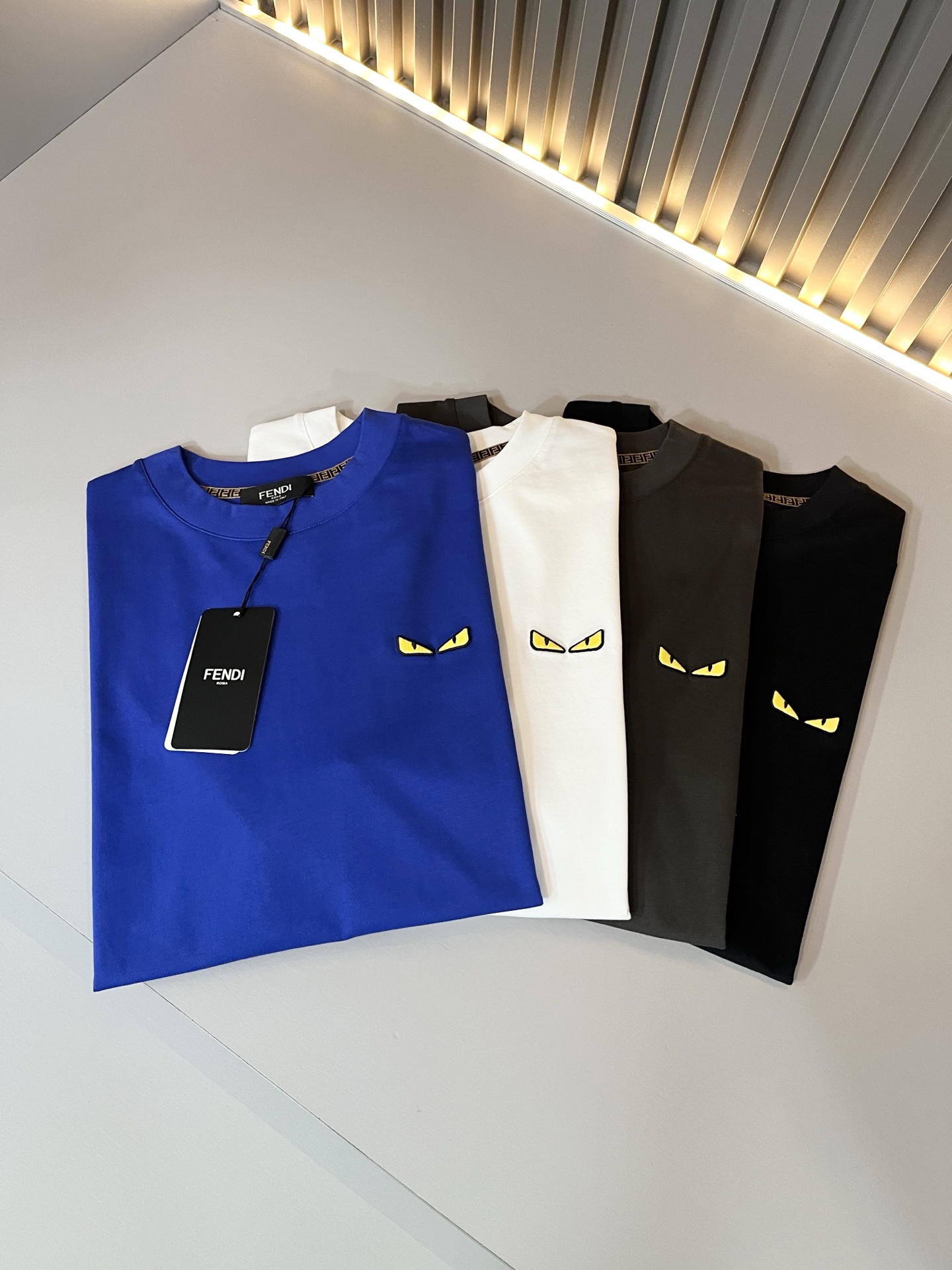 FEN*I 芬*迪2026春夏新款FD家族FF男女同款👫短袖T恤，男女同款👫百搭极简短袖。意大利原厂订单