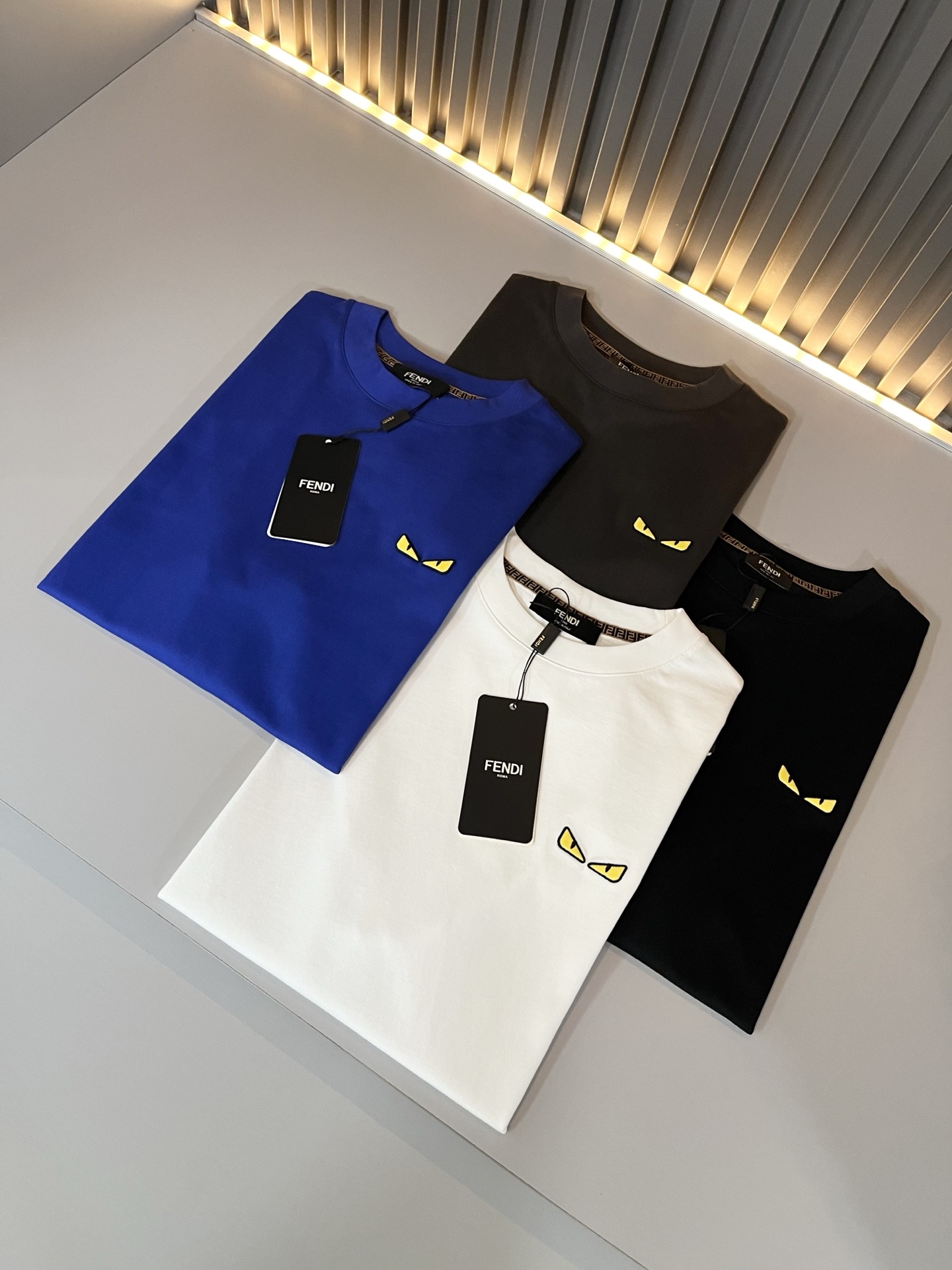 FEN*I 芬*迪2026春夏新款FD家族FF男女同款👫短袖T恤，男女同款👫百搭极简短袖。意大利原厂订单