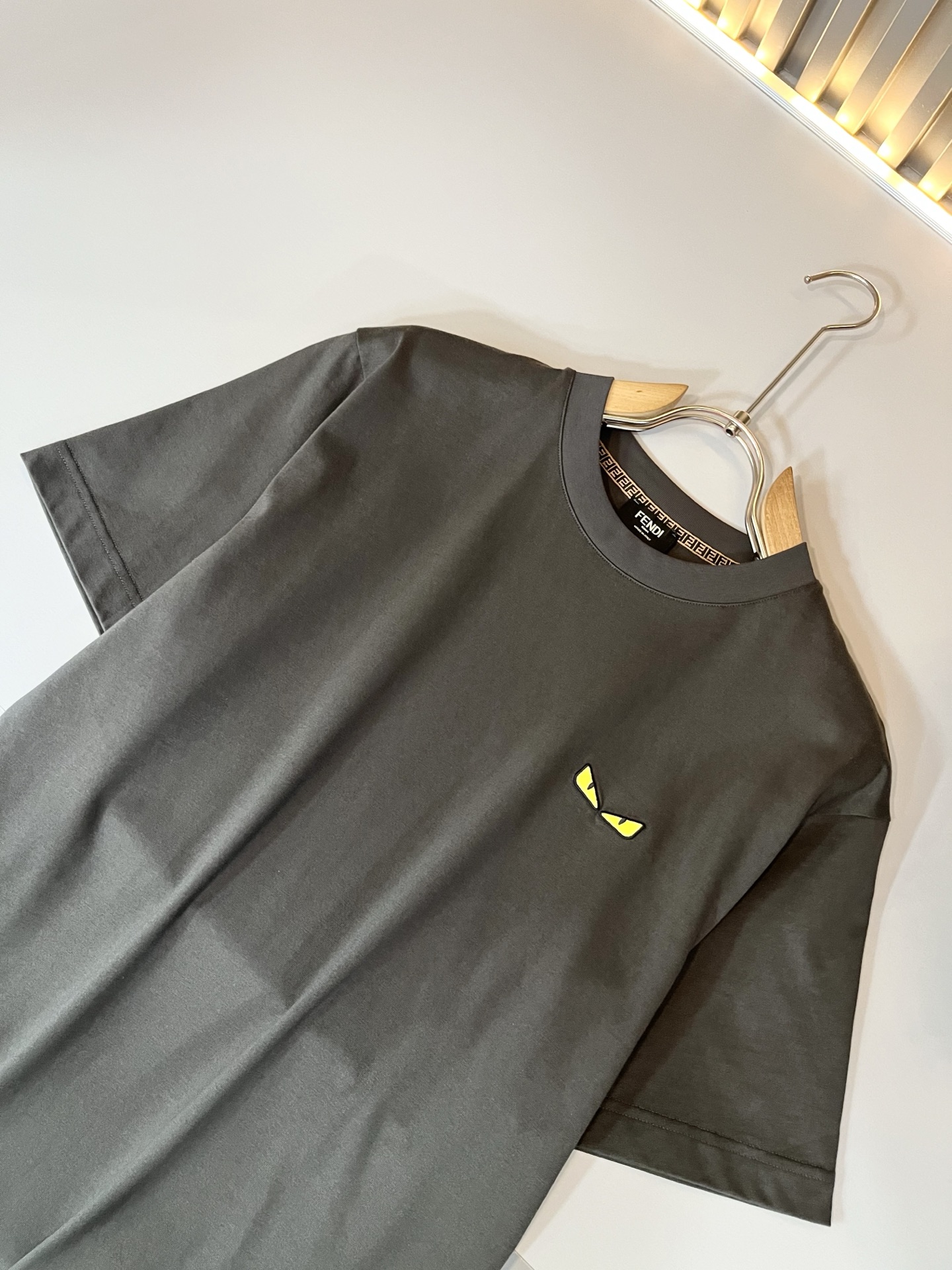 FEN*I 芬*迪2026春夏新款FD家族FF男女同款👫短袖T恤，男女同款👫百搭极简短袖。意大利原厂订单