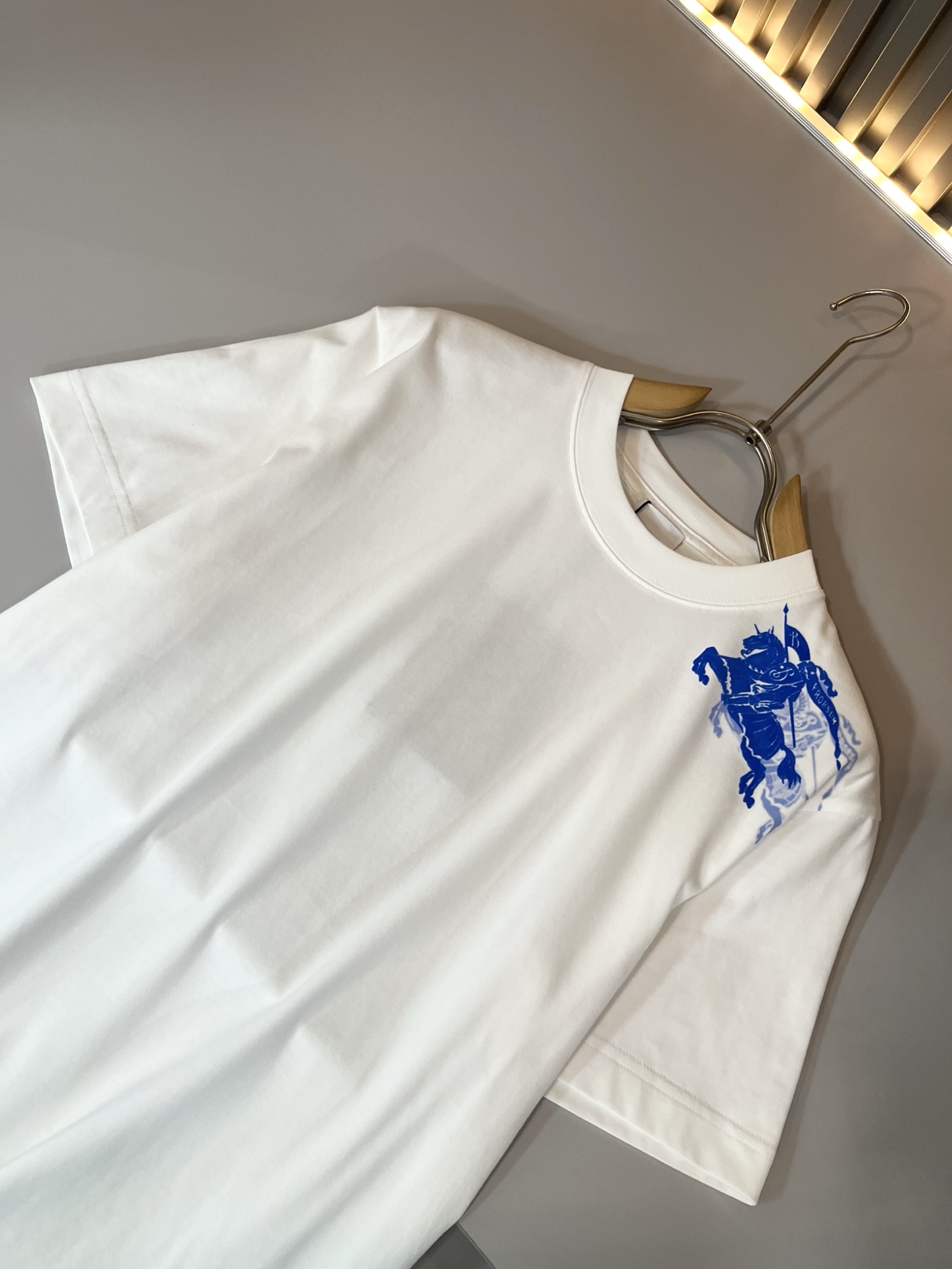 BURBER*Y巴*莉2026春夏新品短袖T恤，重磅来袭，最近比较火热的环保纯棉面料制作而成，高端户外运