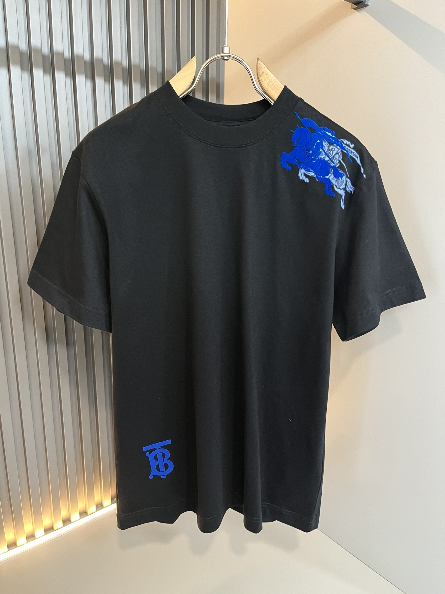 BURBER*Y巴*莉2026春夏新品短袖T恤，重磅来袭，最近比较火热的环保纯棉面料制作而成，高端户外运