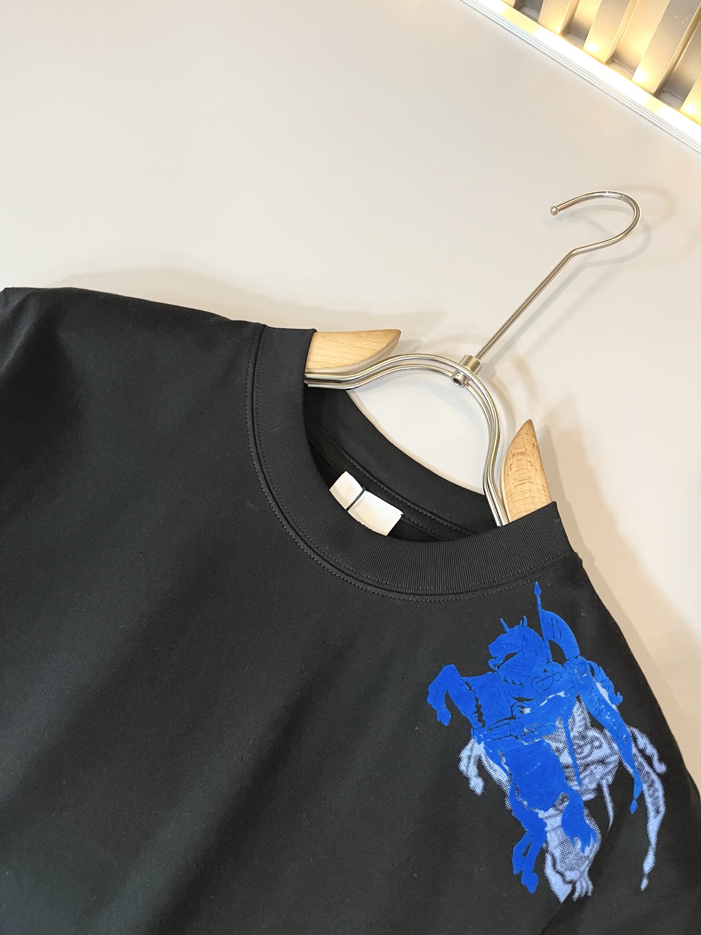 BURBER*Y巴*莉2026春夏新品短袖T恤，重磅来袭，最近比较火热的环保纯棉面料制作而成，高端户外运