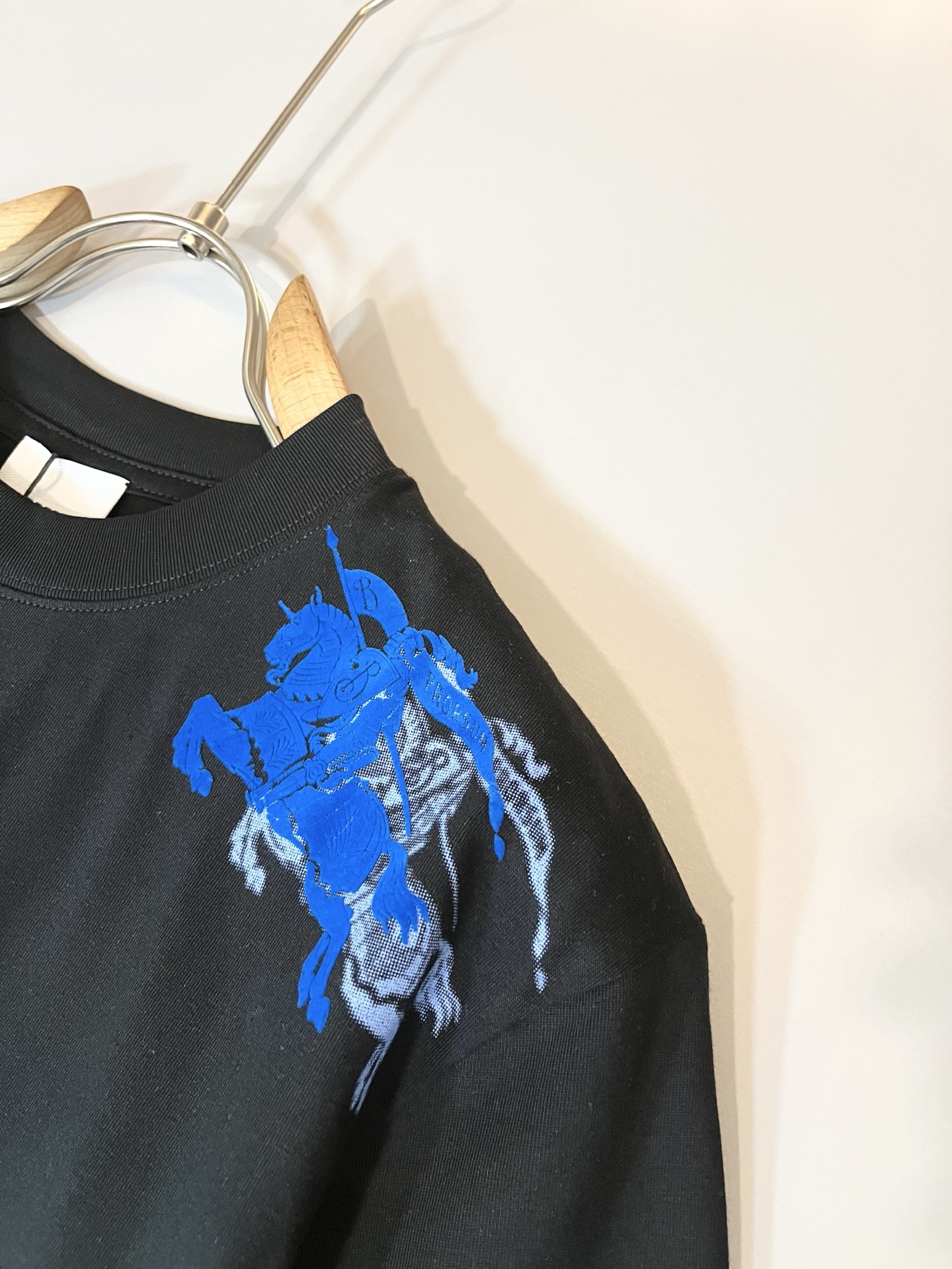 BURBER*Y巴*莉2026春夏新品短袖T恤，重磅来袭，最近比较火热的环保纯棉面料制作而成，高端户外运