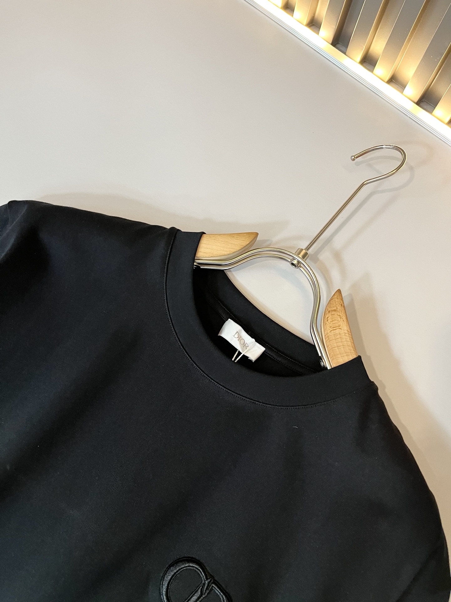 Dio*迪家 2026春夏新款男女同款👫短袖T恤，专柜同步发售！定制专属260克纯棉面料，定制原版工艺螺