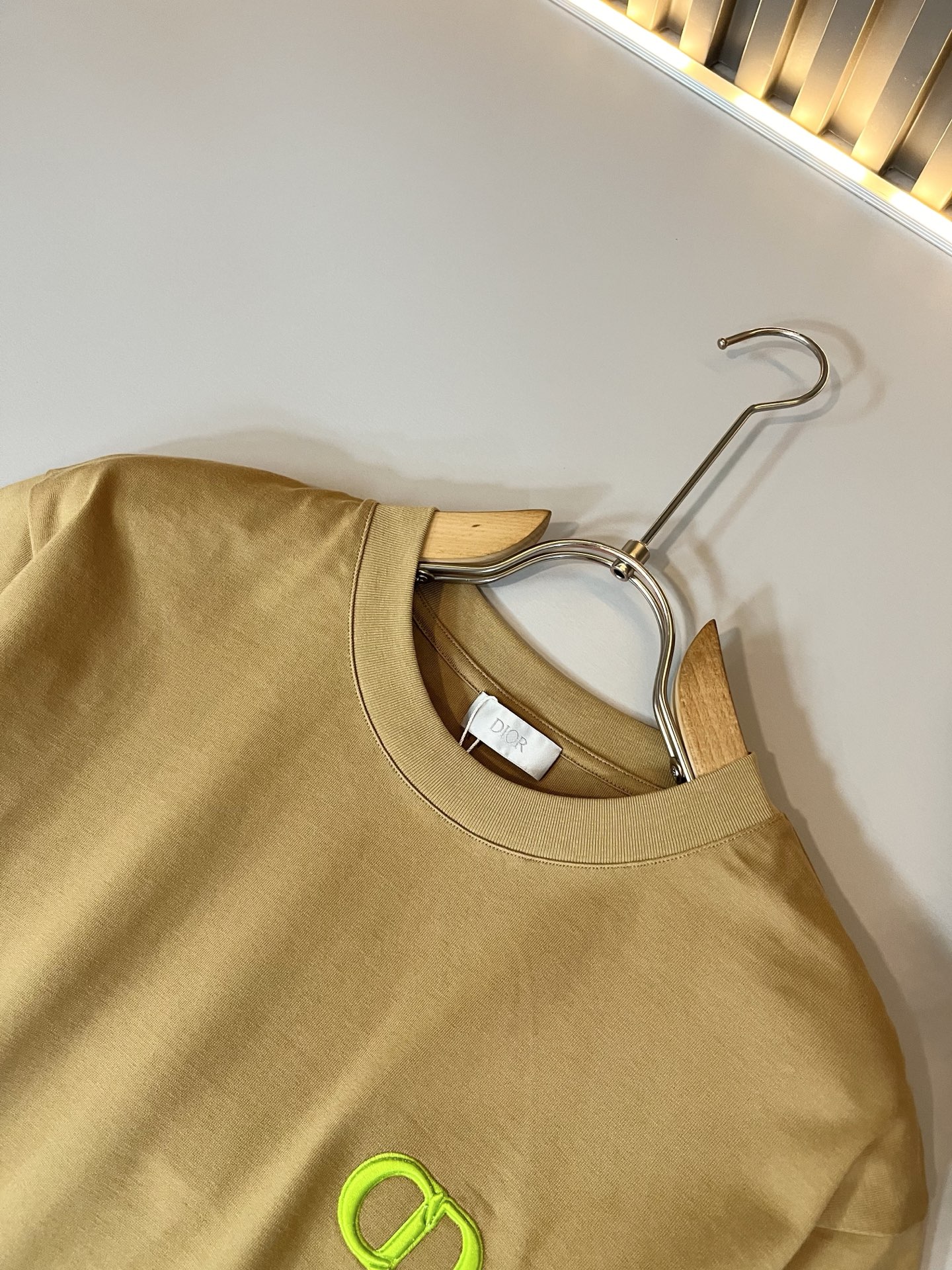 Dio*迪家 2026春夏新款男女同款👫短袖T恤，专柜同步发售！定制专属260克纯棉面料，定制原版工艺螺