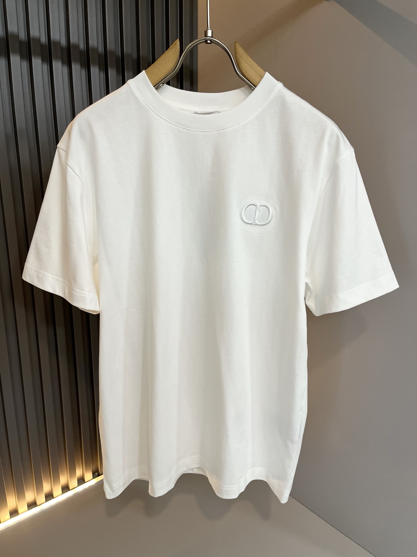 Dio*迪家 2026春夏新款男女同款👫短袖T恤，专柜同步发售！定制专属260克纯棉面料，定制原版工艺螺