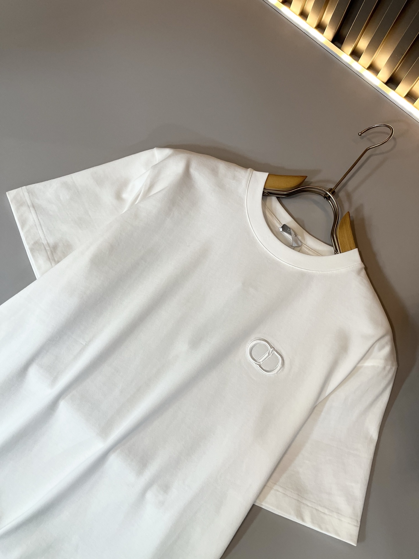 Dio*迪家 2026春夏新款男女同款👫短袖T恤，专柜同步发售！定制专属260克纯棉面料，定制原版工艺螺