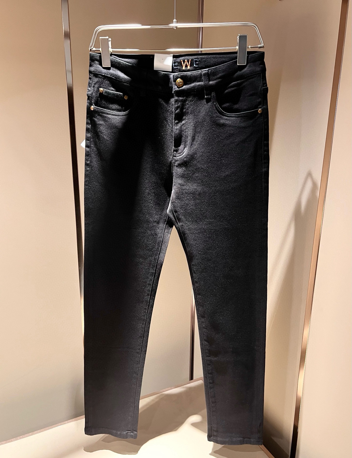 LO*WE/罗*威2026春夏新品男士时装款高端休闲裤，香港洋行渠道货，日本原厂出品，纯血统品质，完美延