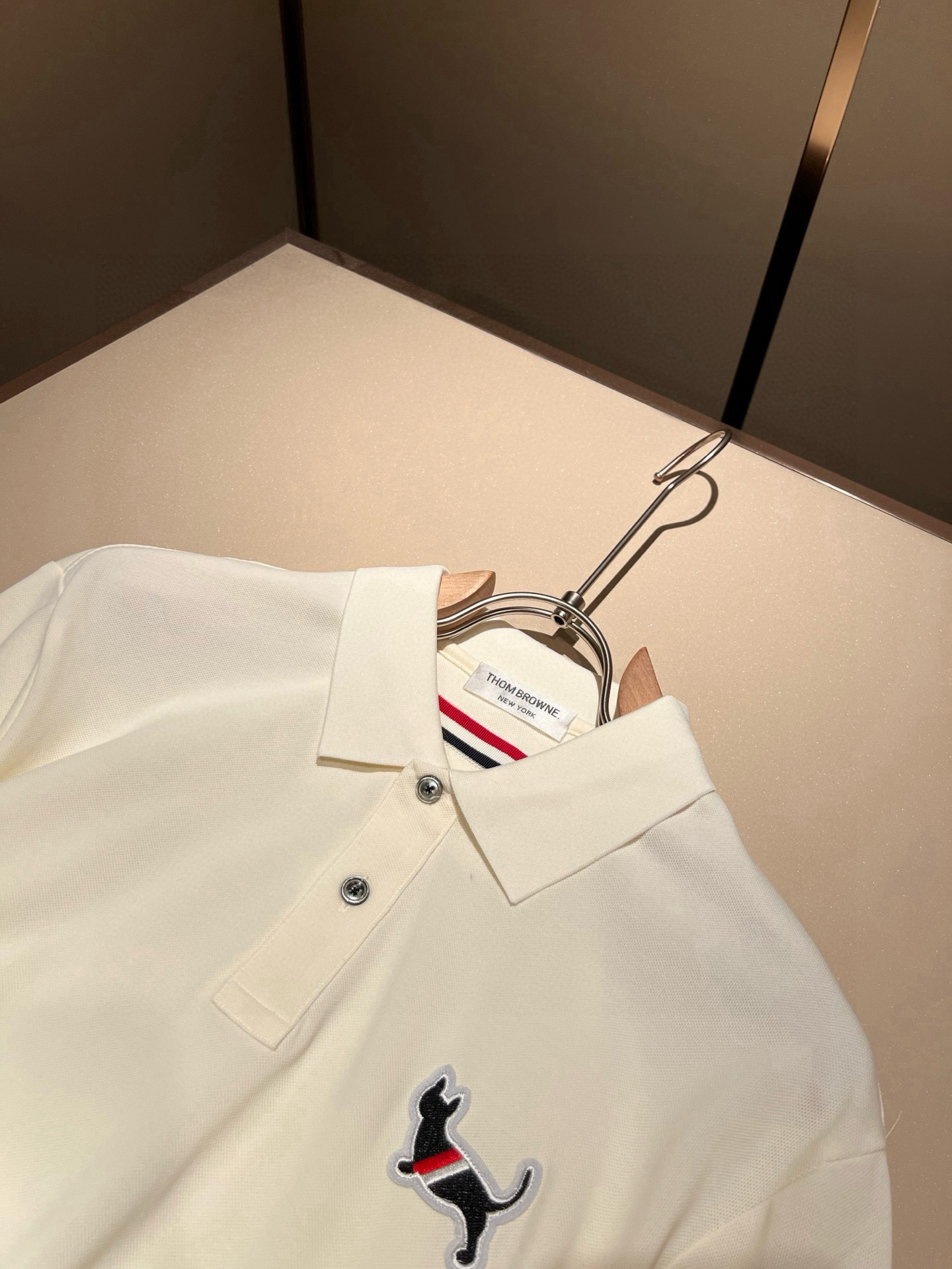 ThomBrow*e汤姆*朗 ~2026春夏新品！官网同步有售，休闲经典翻领短袖Polo衫，独特设计魅力